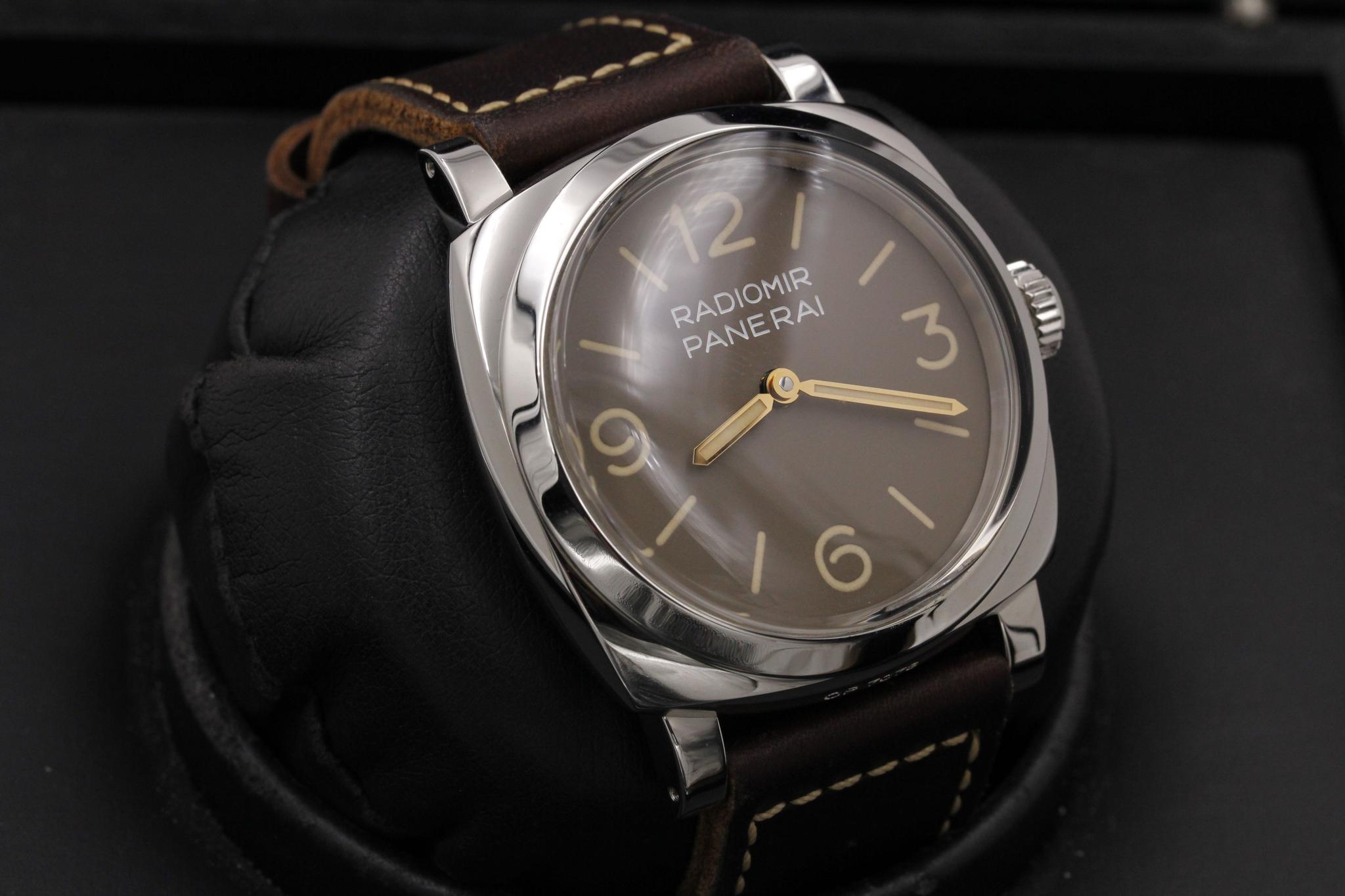 Watch Image 10
