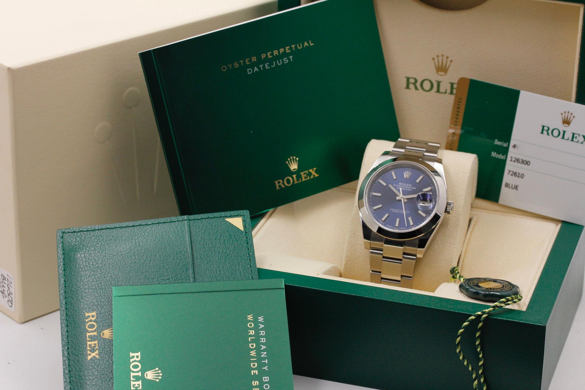 Watch Image 10