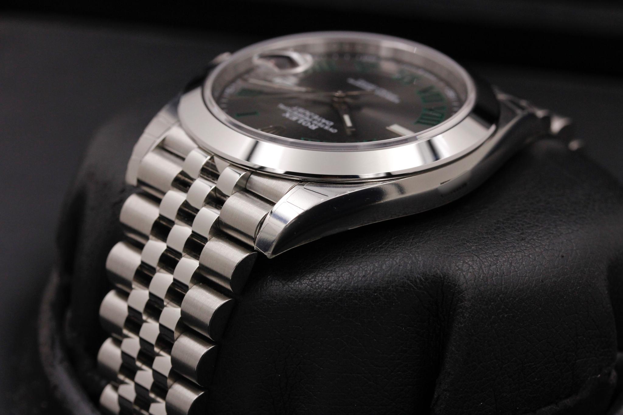 Watch Image 5