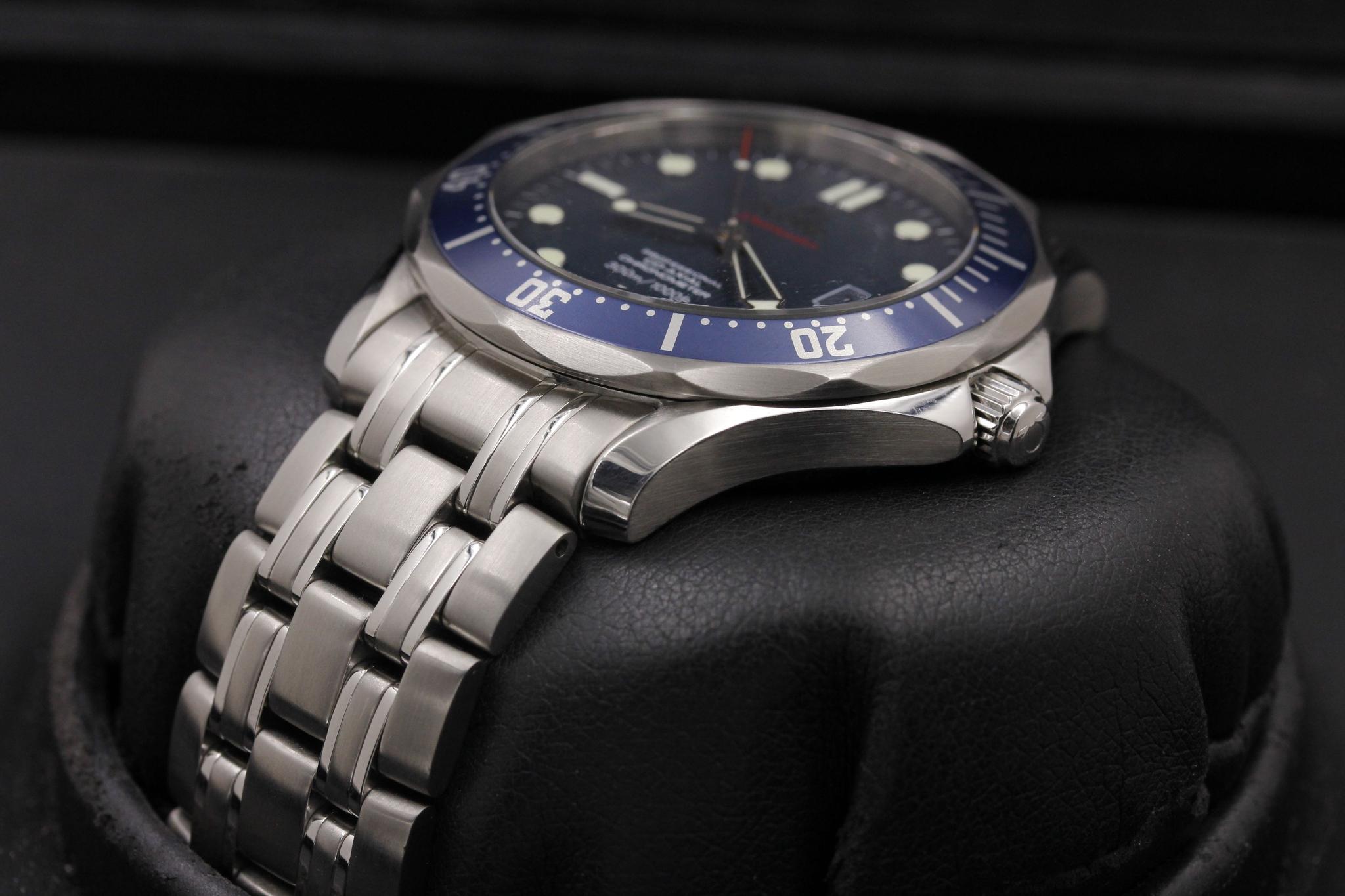 Watch Image 2