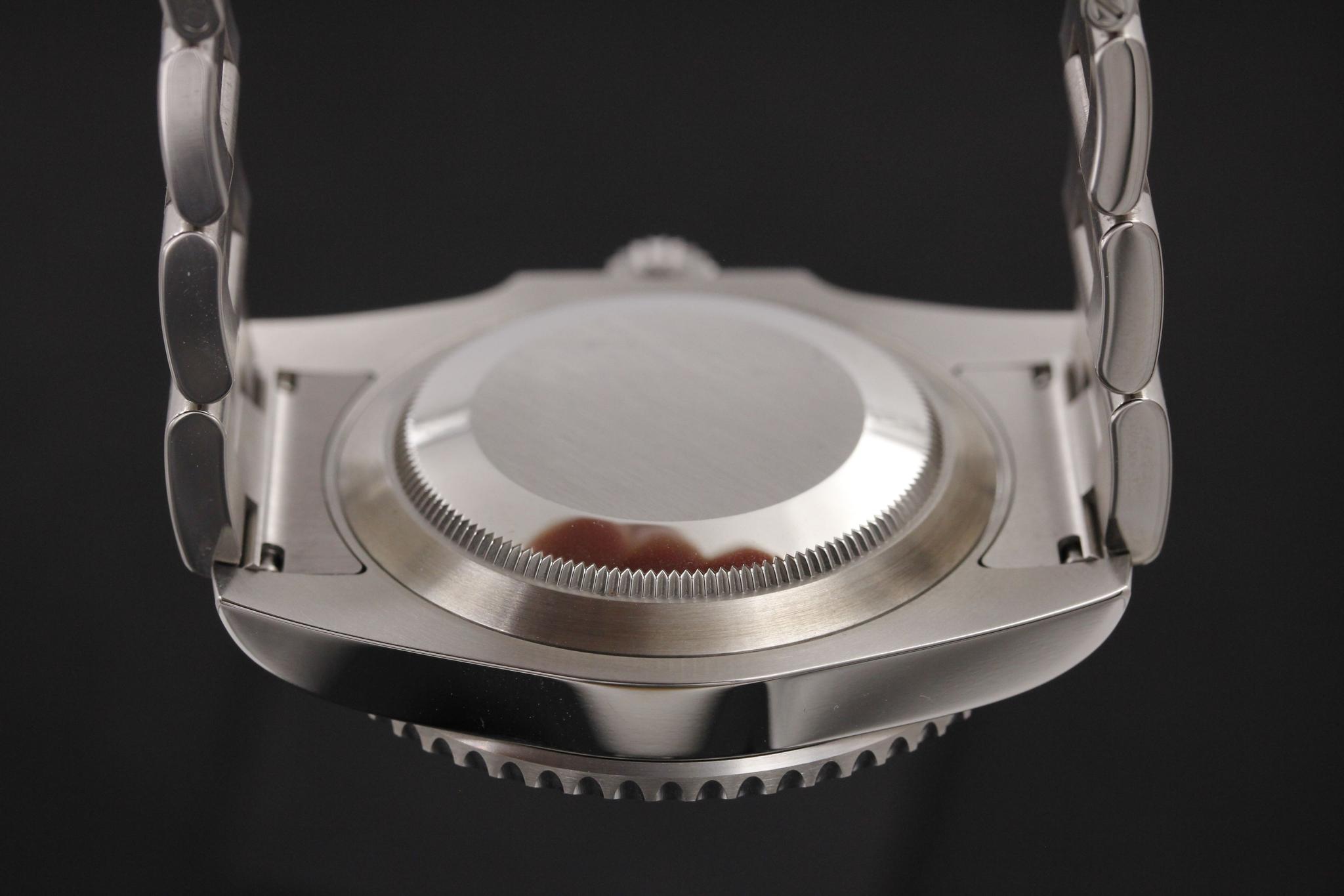 Watch Image 7