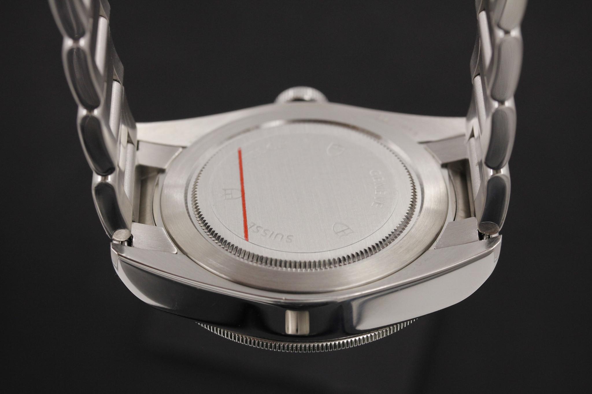 Watch Image 7