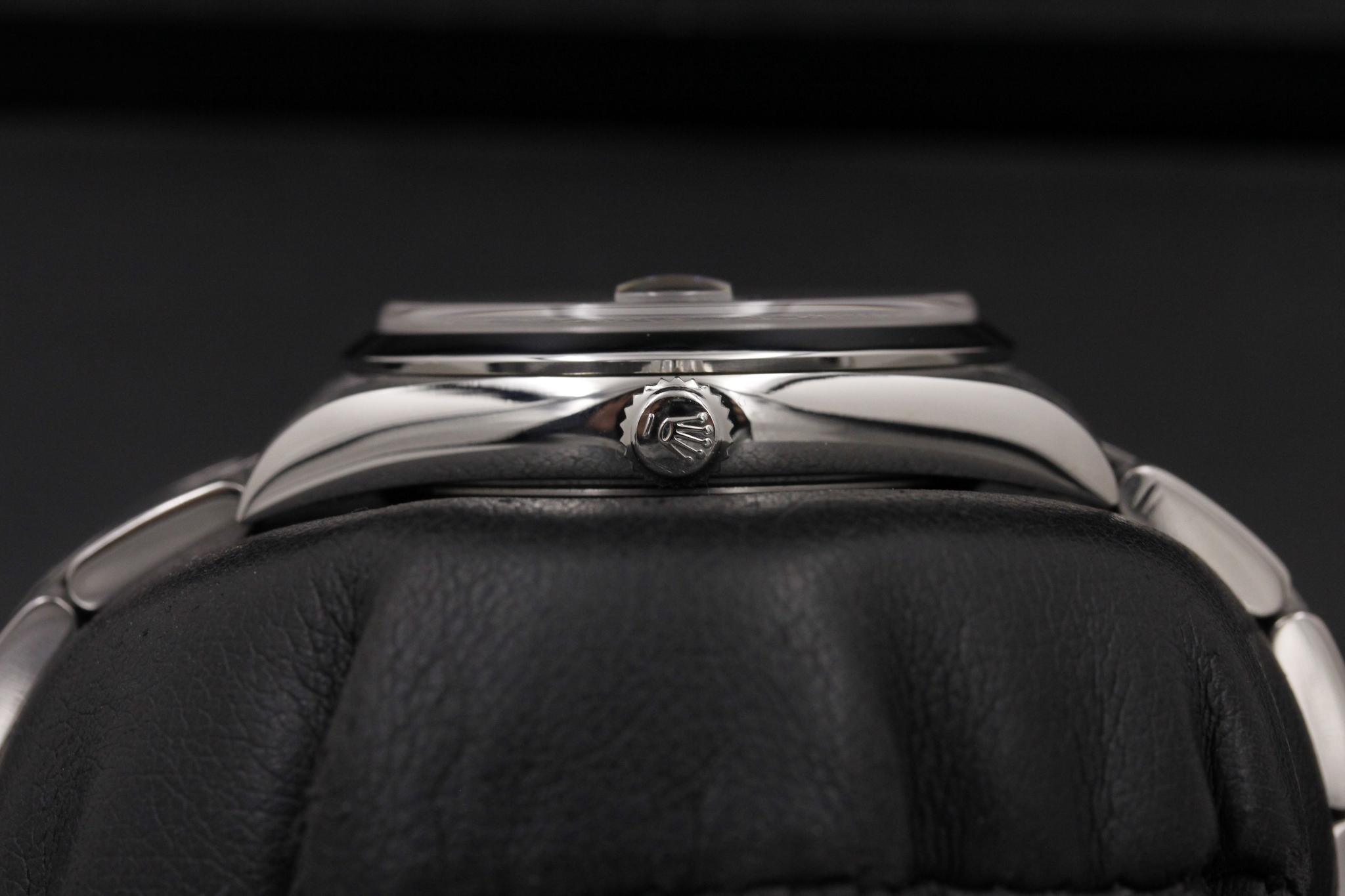 Watch Image 3