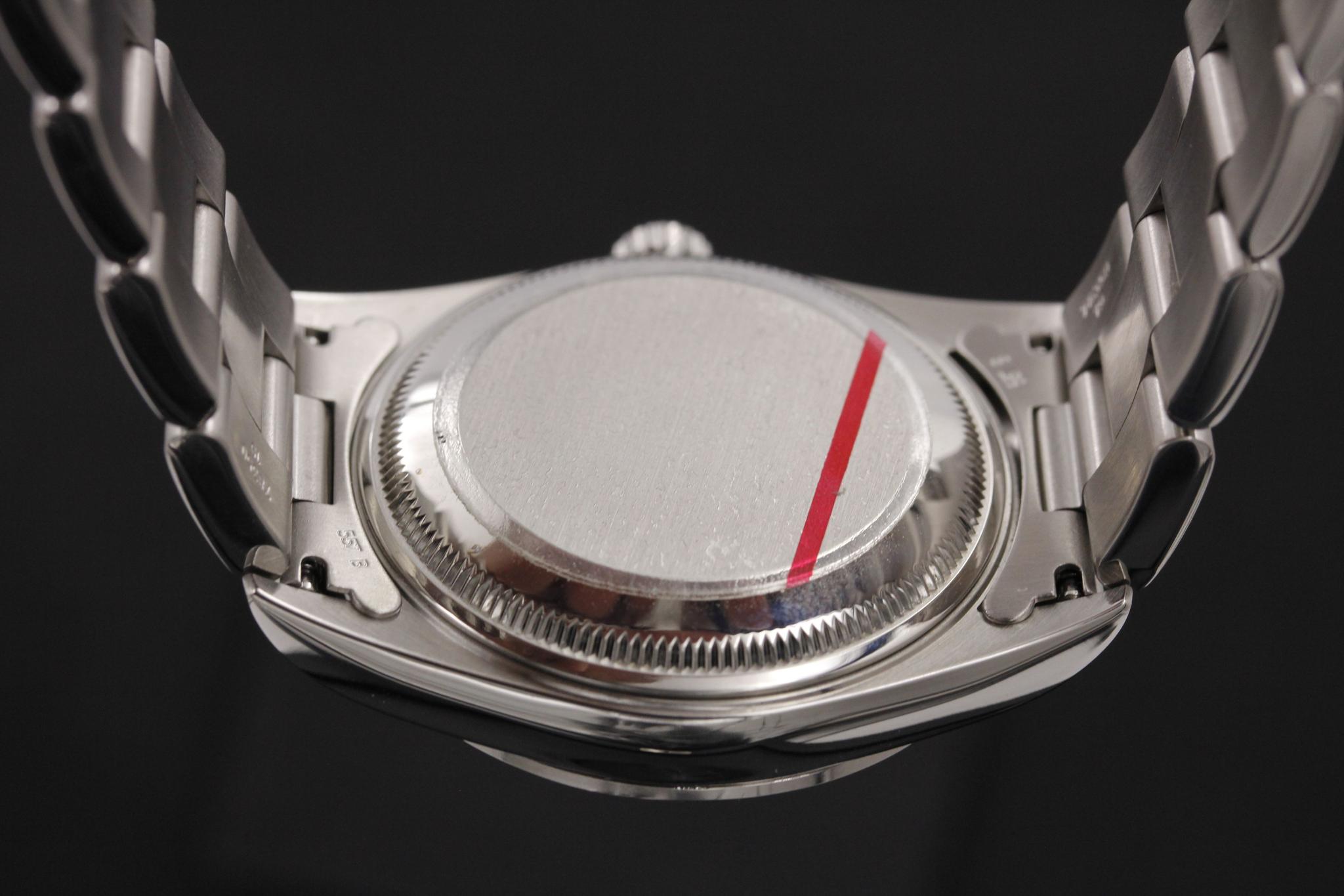 Watch Image 7