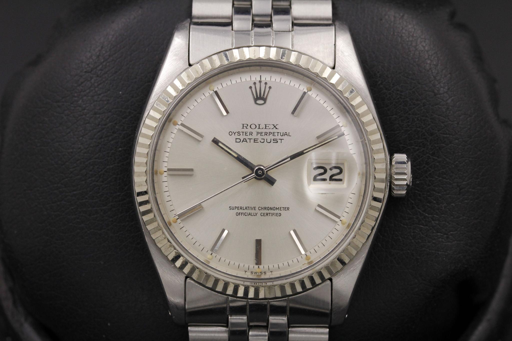 Watch Image 2