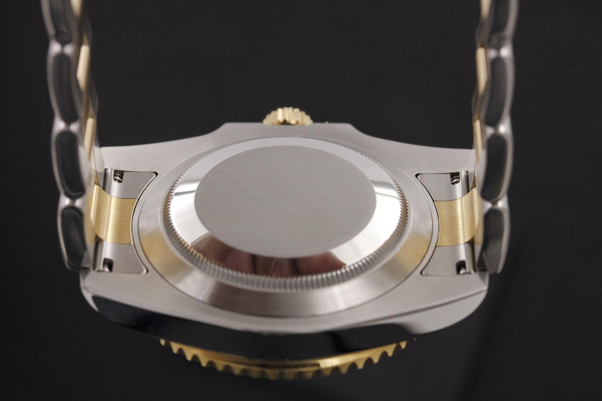 Watch Image 7