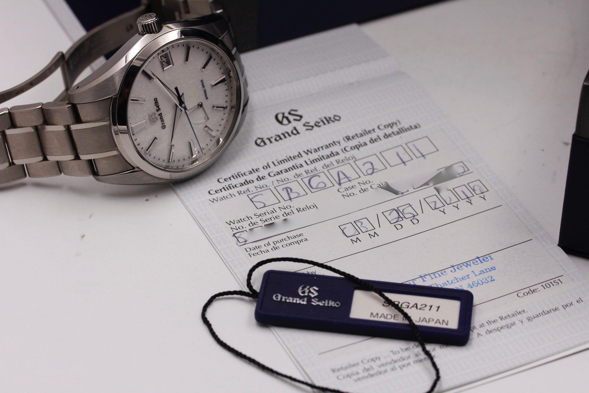 Watch Image 11