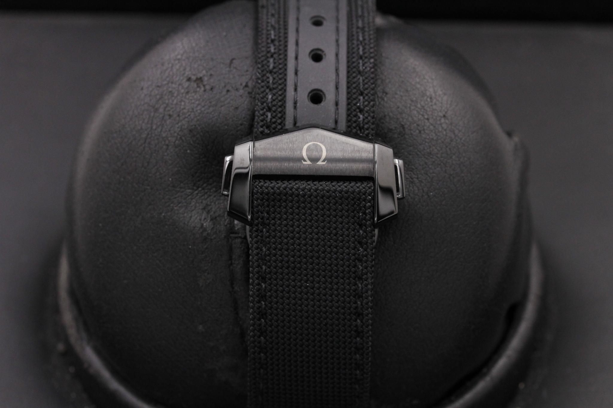 Watch Image 8