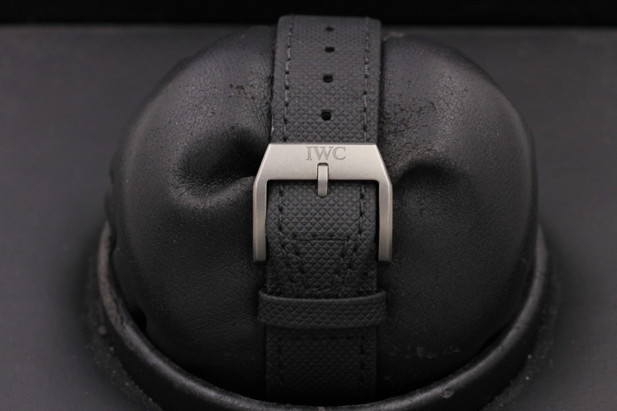 Watch Image 8