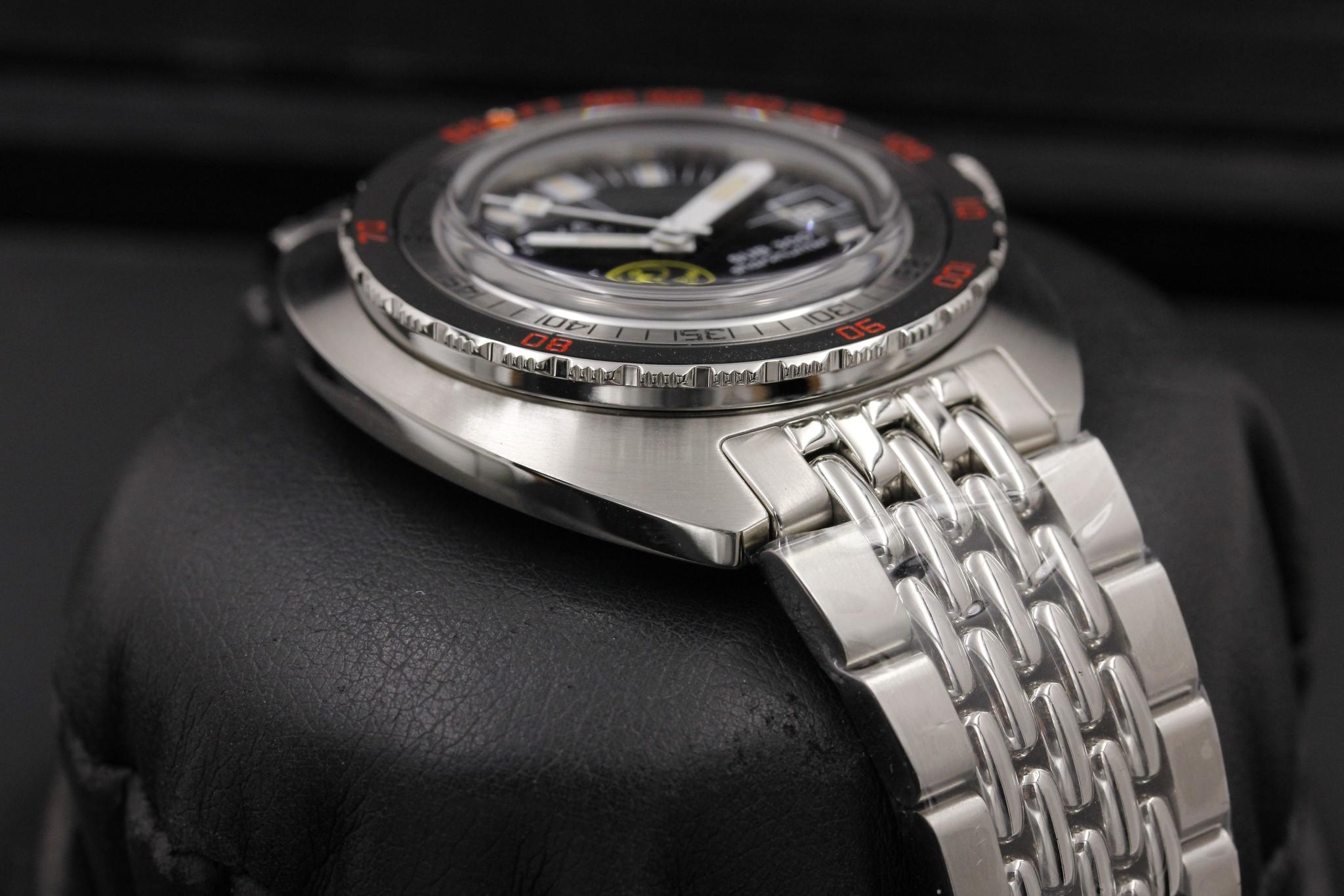 Watch Image 6