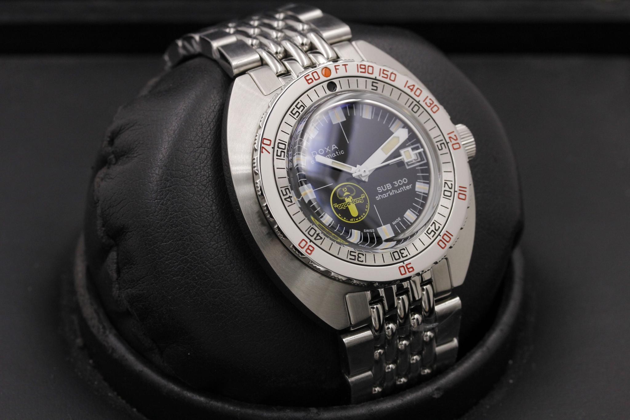 Watch Image 10