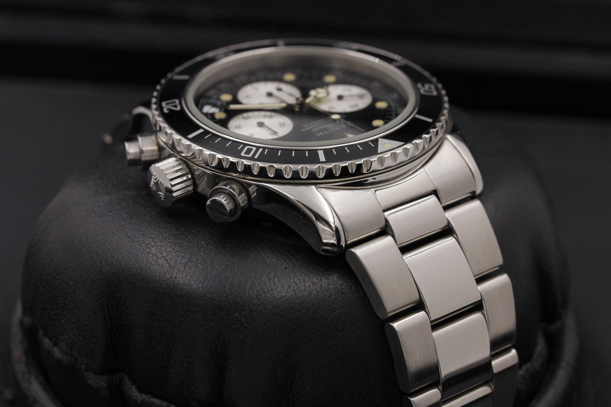 Watch Image 4