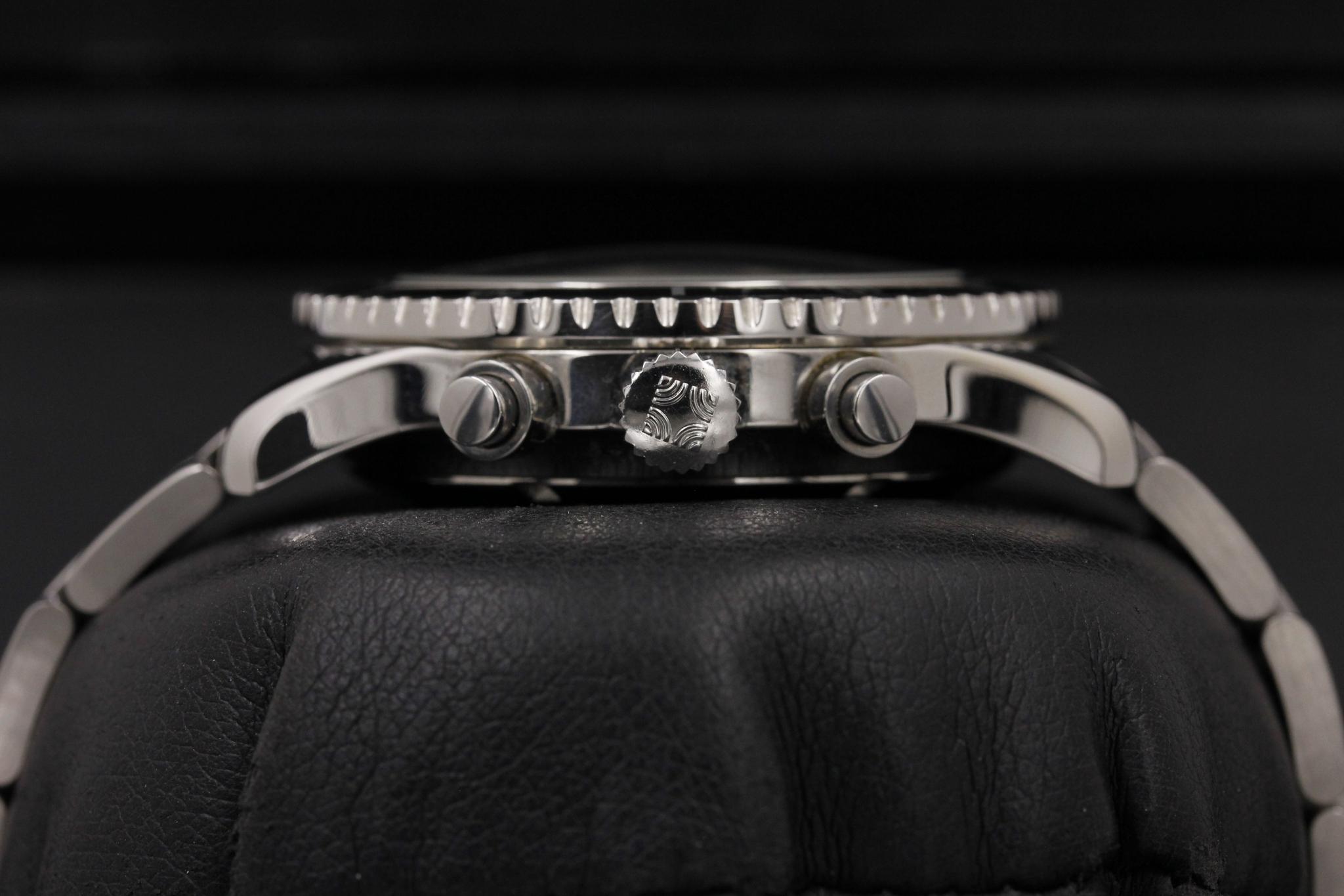 Watch Image 3