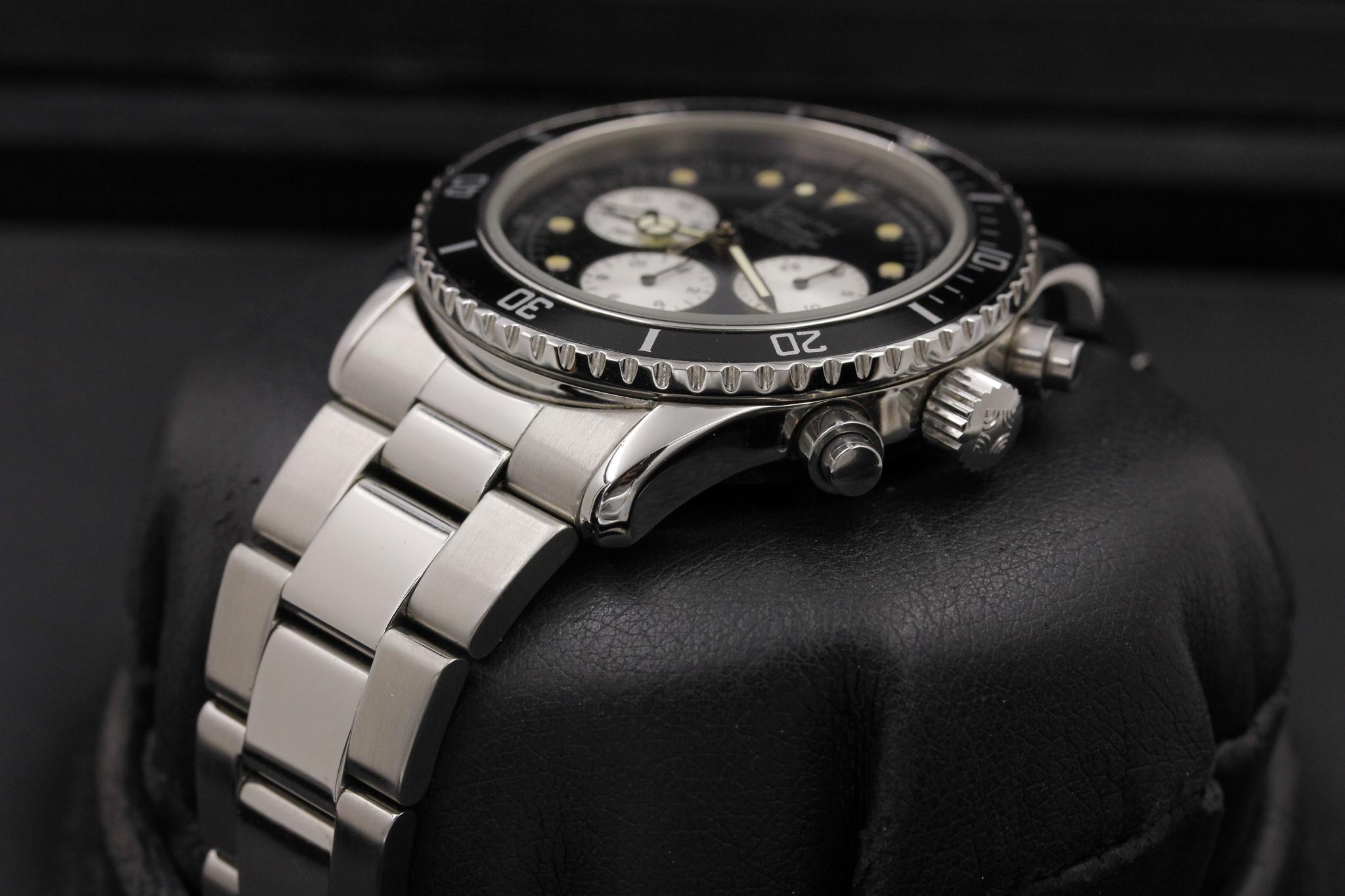 Watch Image 2