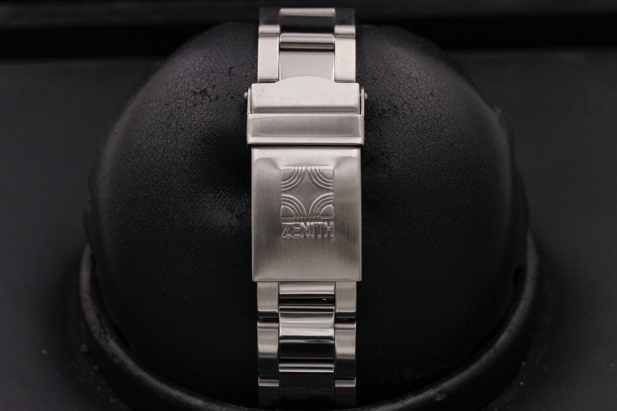 Watch Image 8