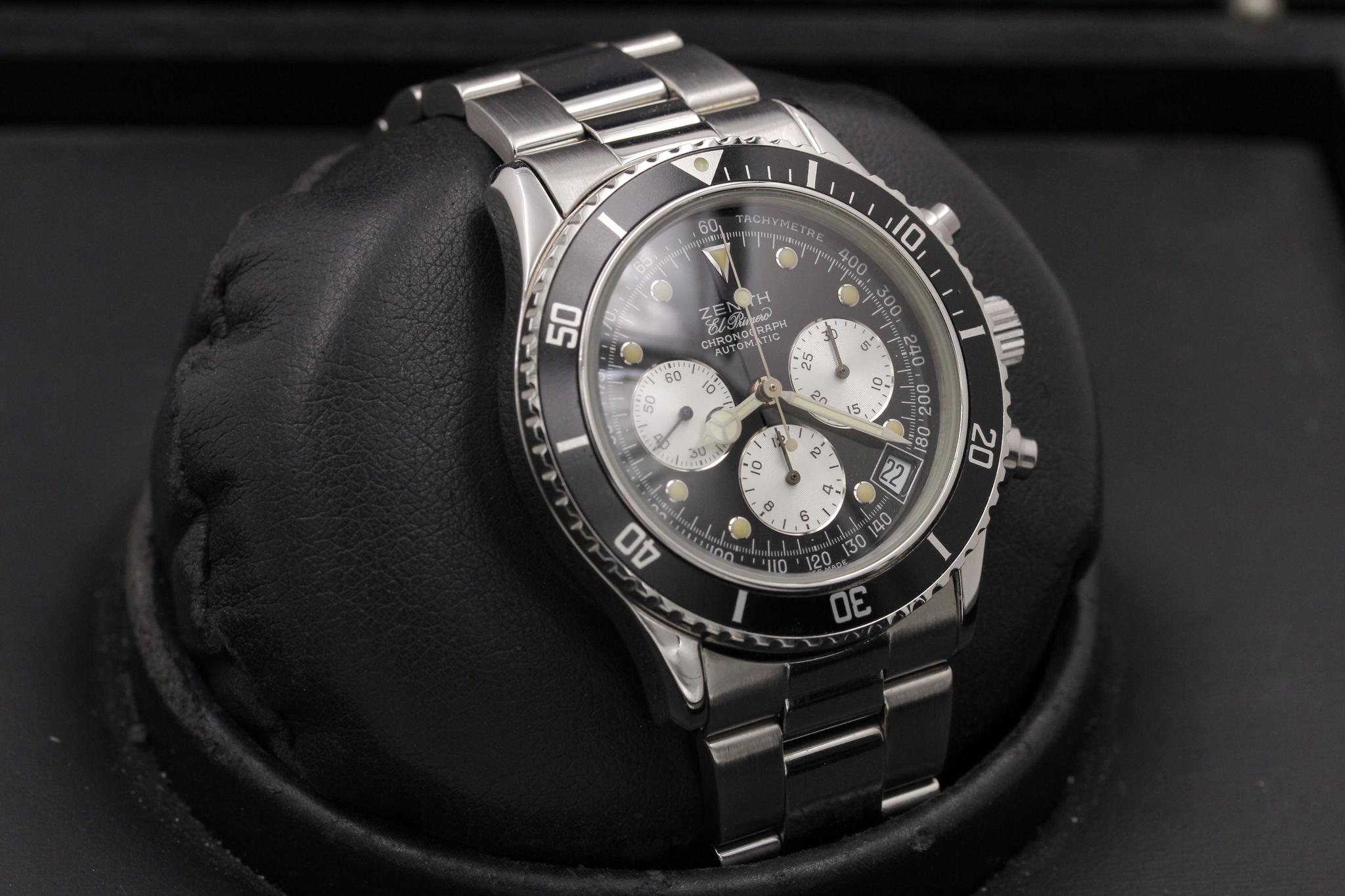Watch Image 11