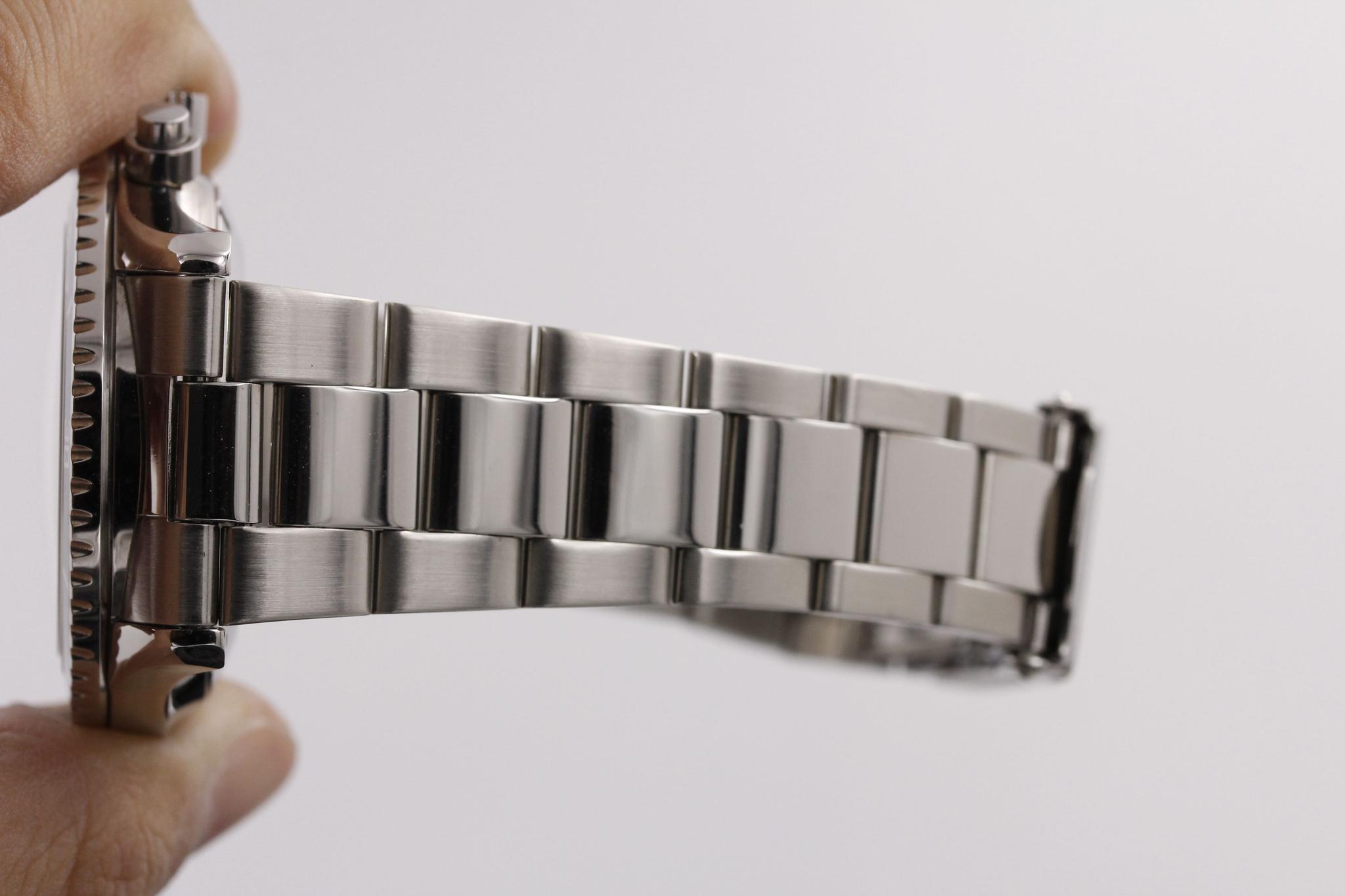 Watch Image 9