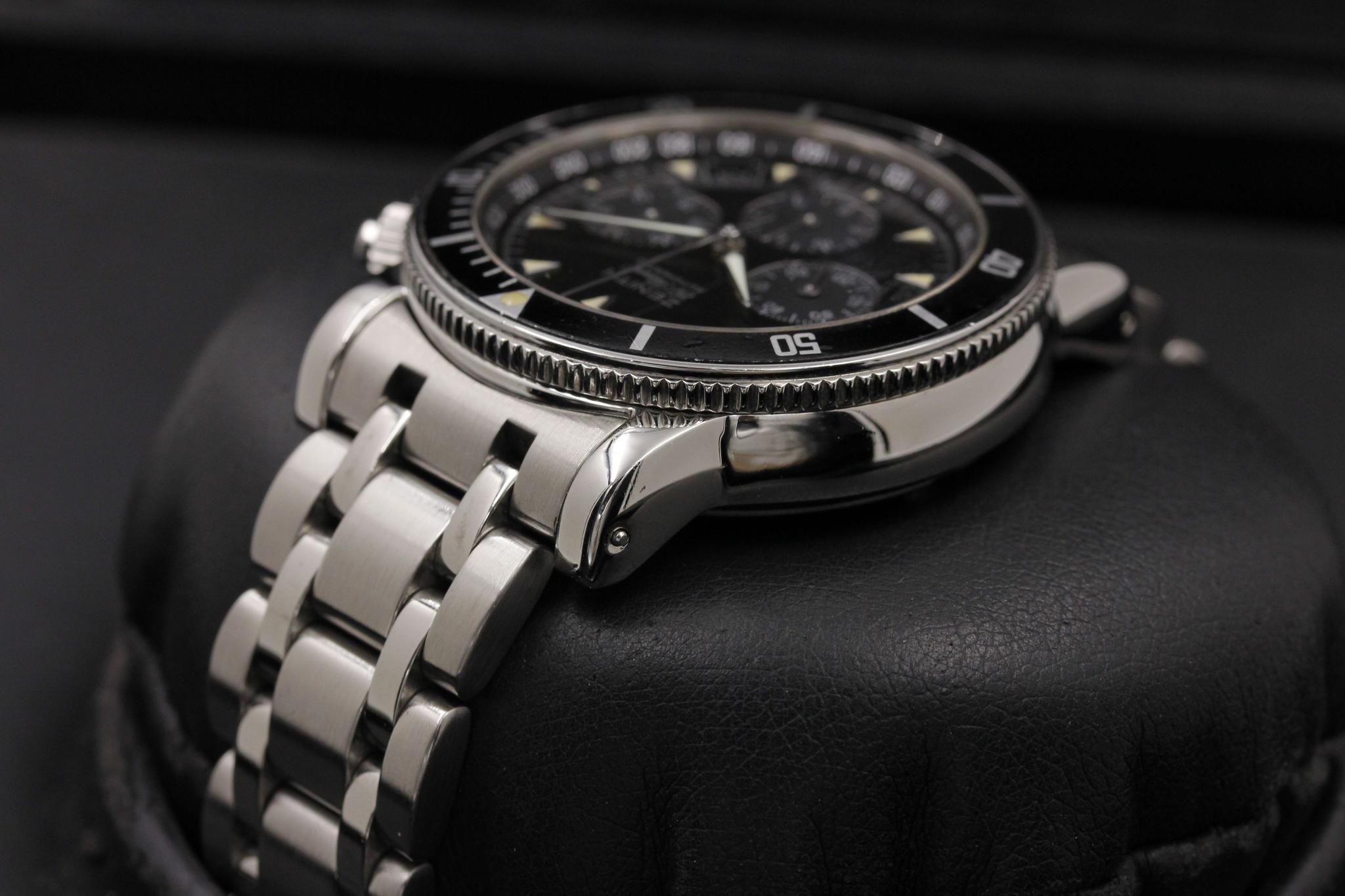 Watch Image 5