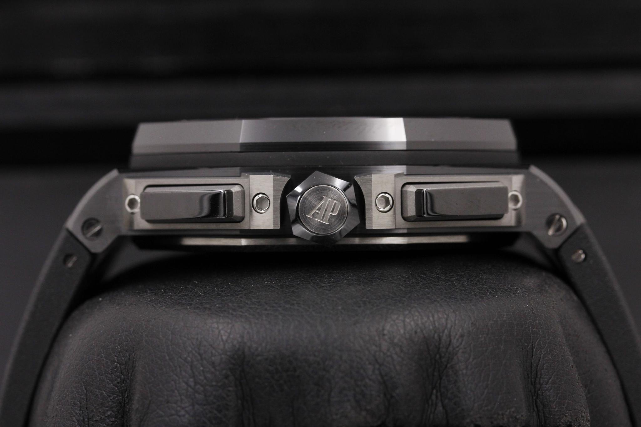 Watch Image 3