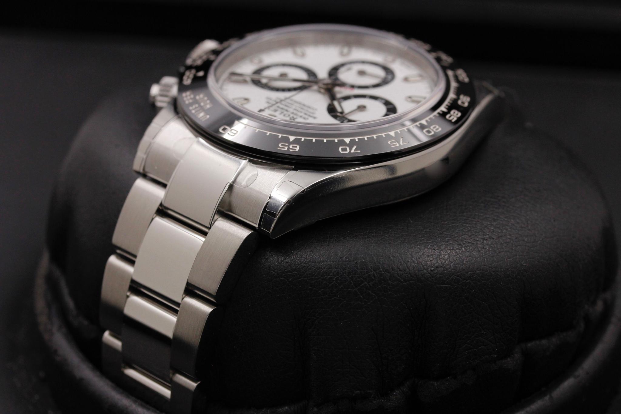 Watch Image 5