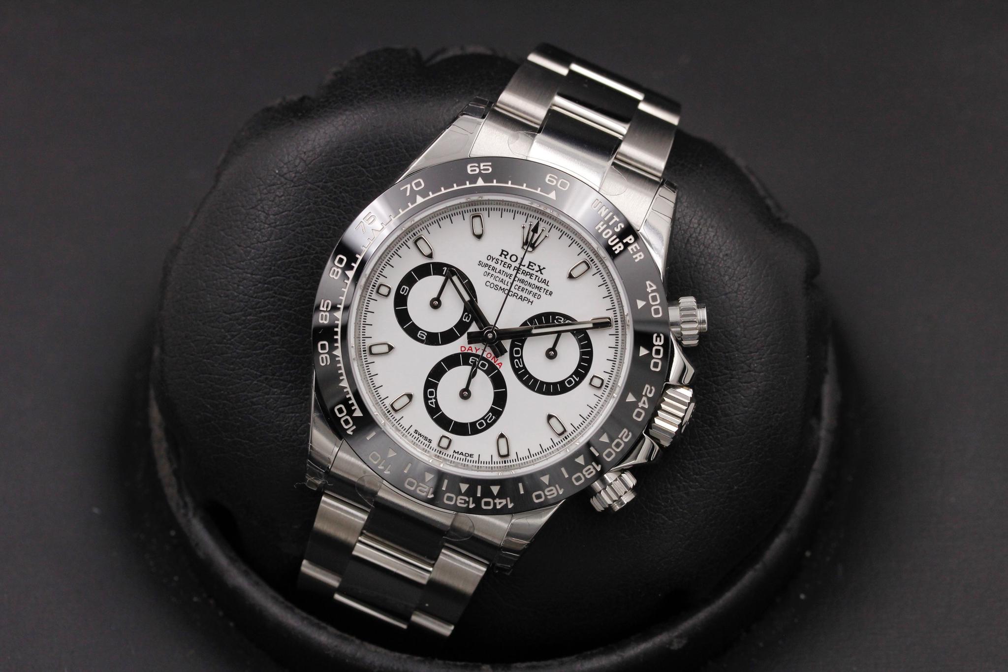 Watch Image 9