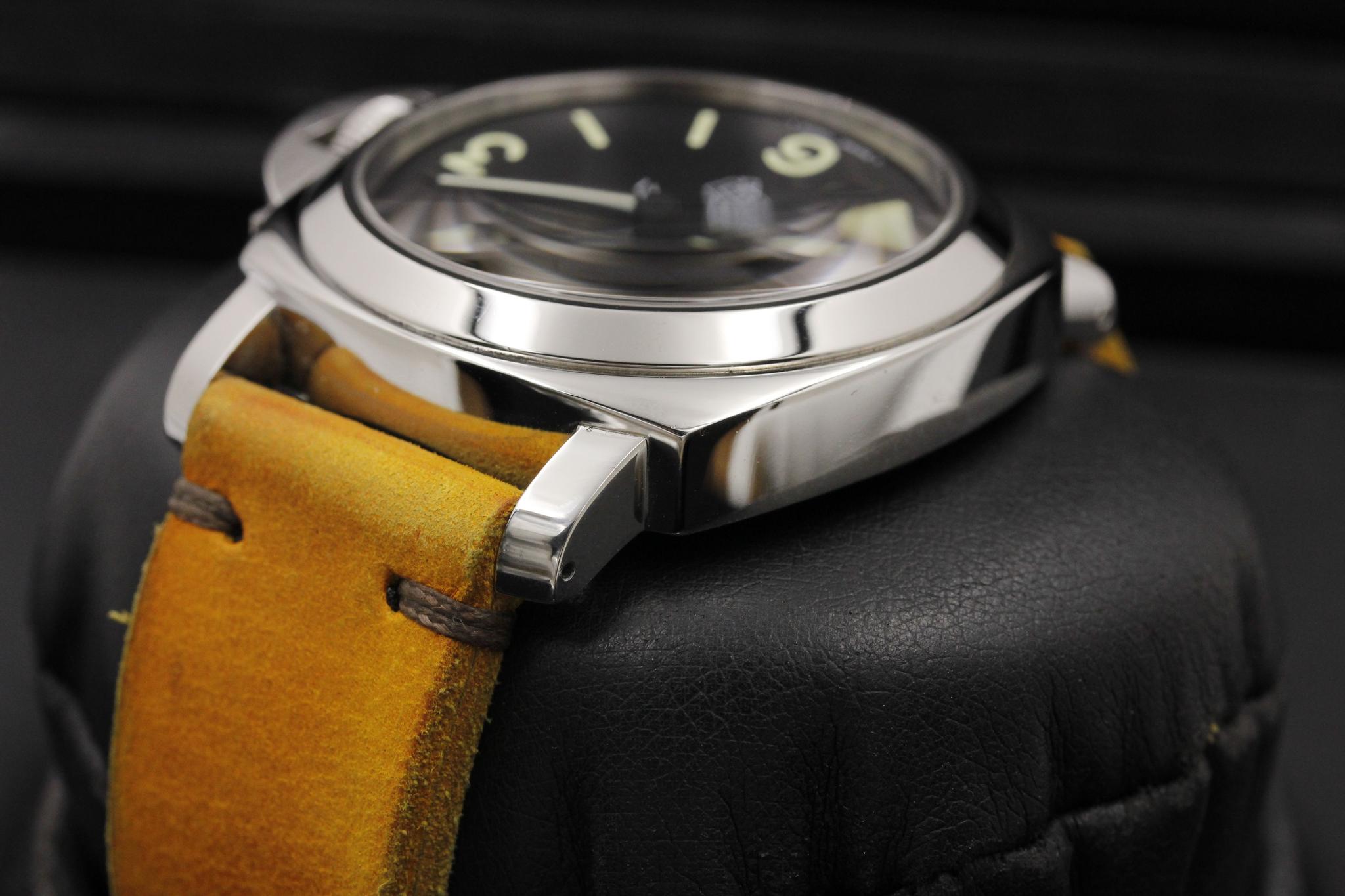 Watch Image 5