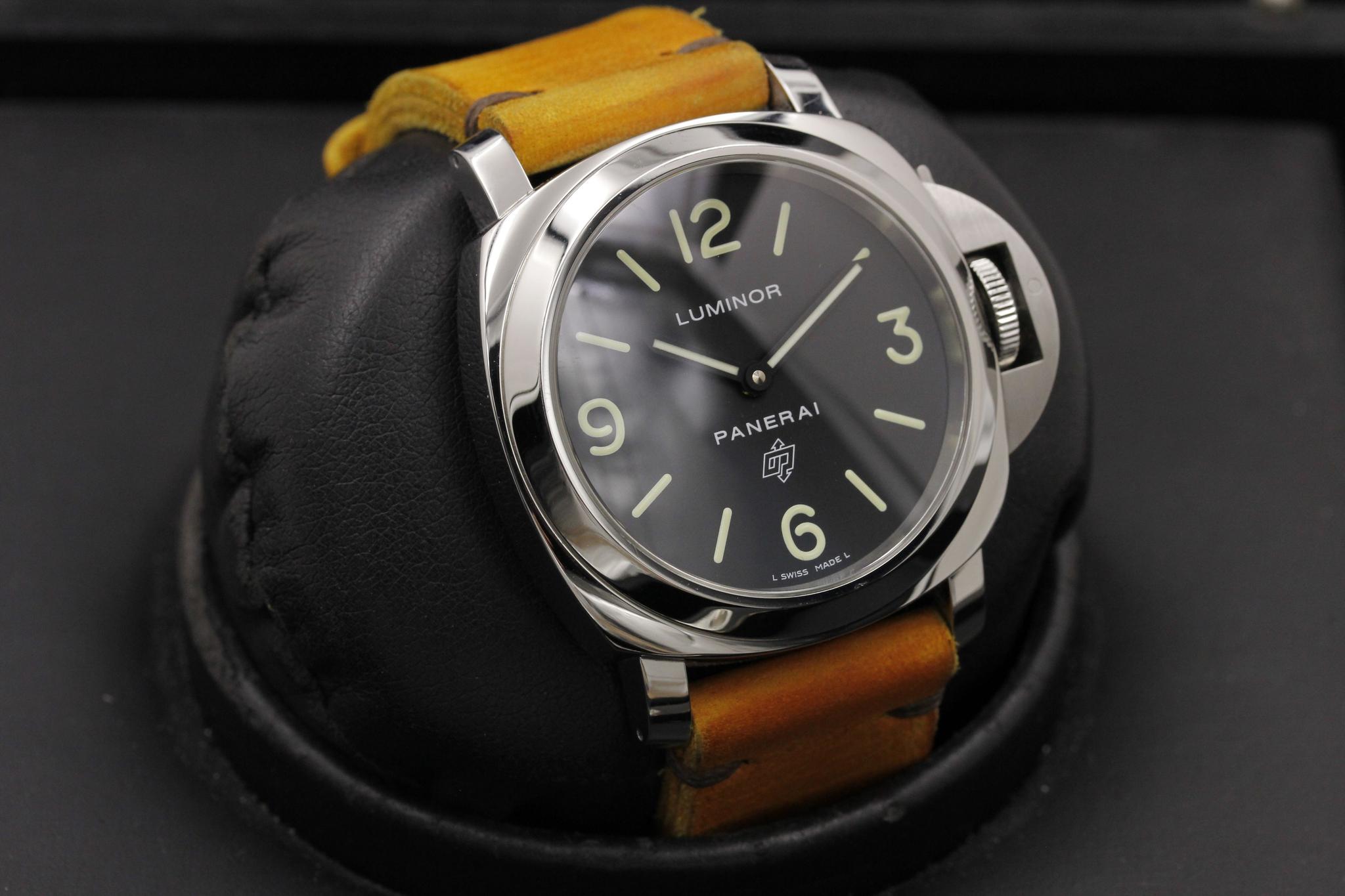 Watch Image 10