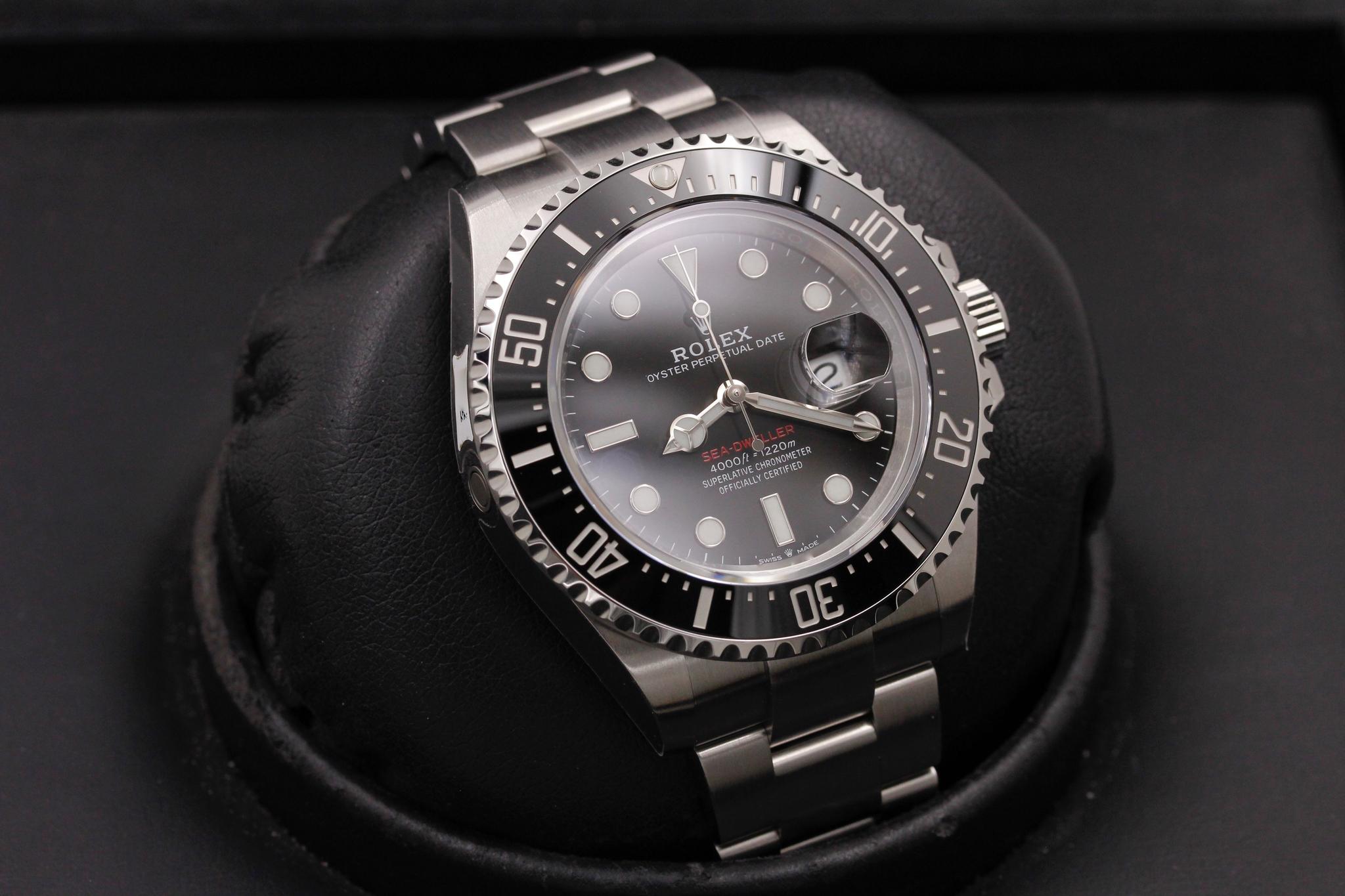 Watch Image 9
