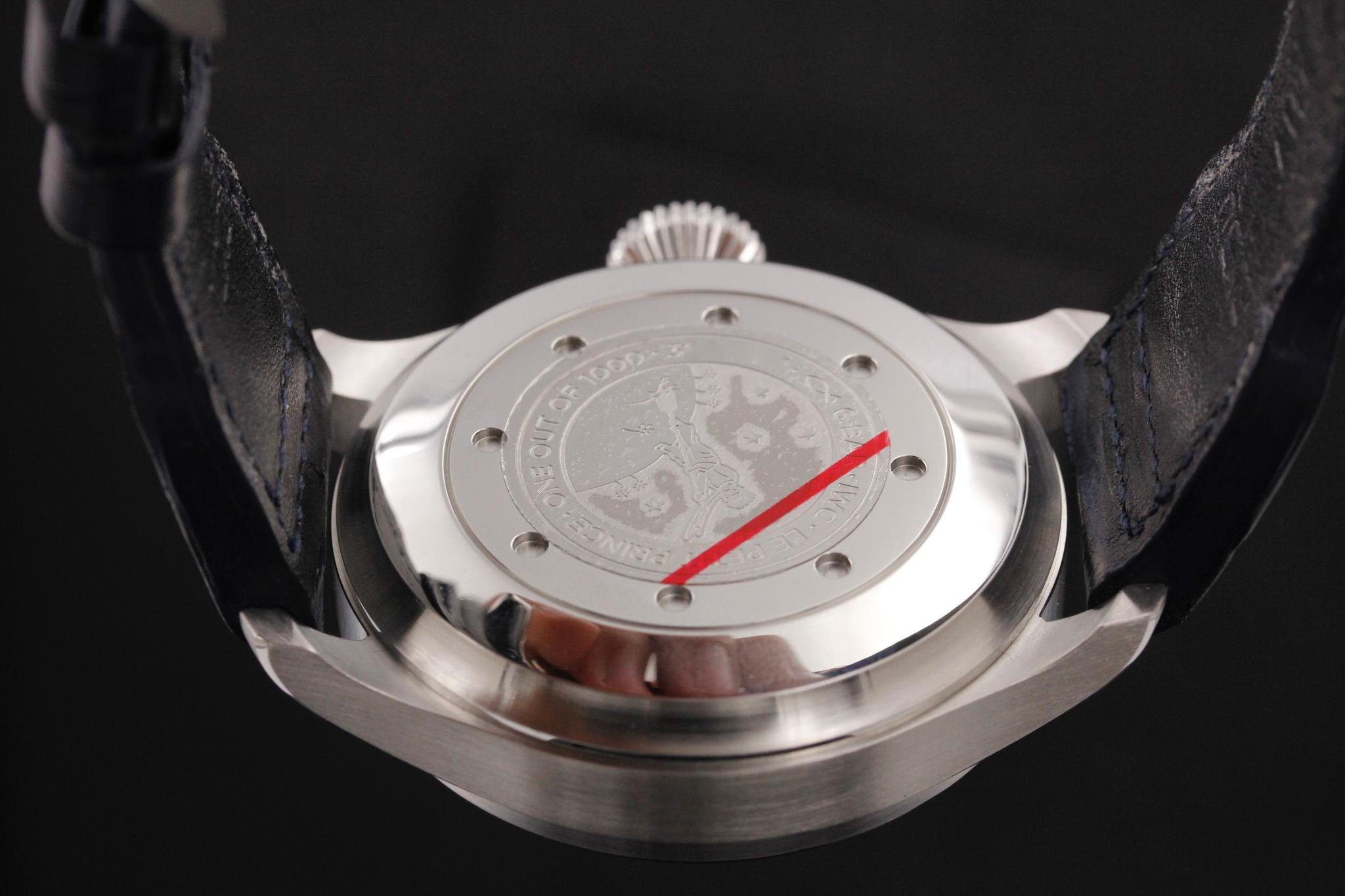 Watch Image 7