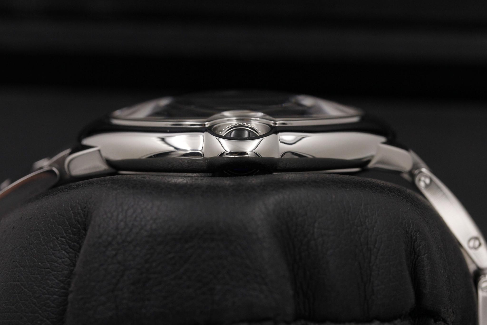 Watch Image 3