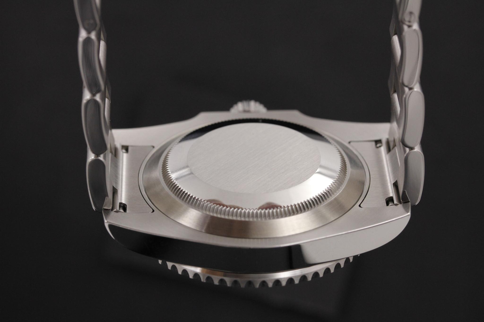 Watch Image 7