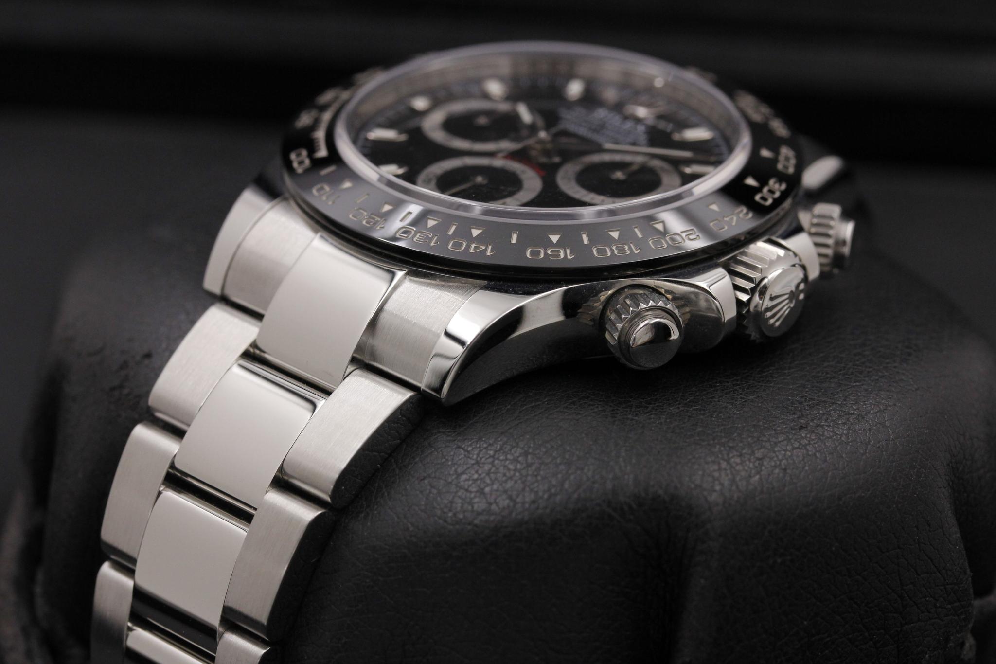 Watch Image 2