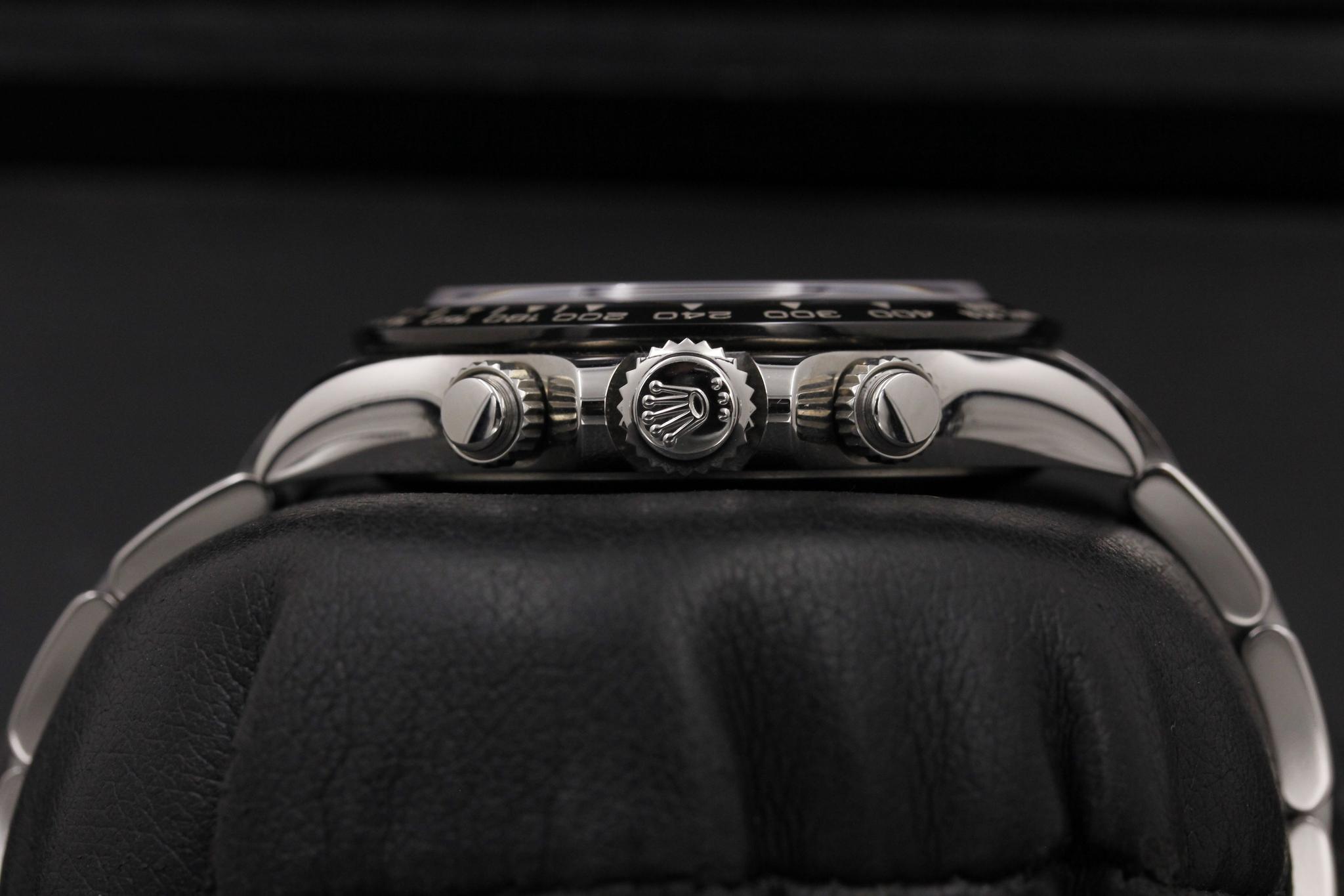Watch Image 3