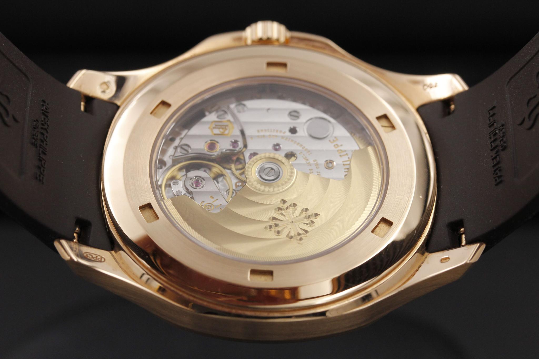 Watch Image 7
