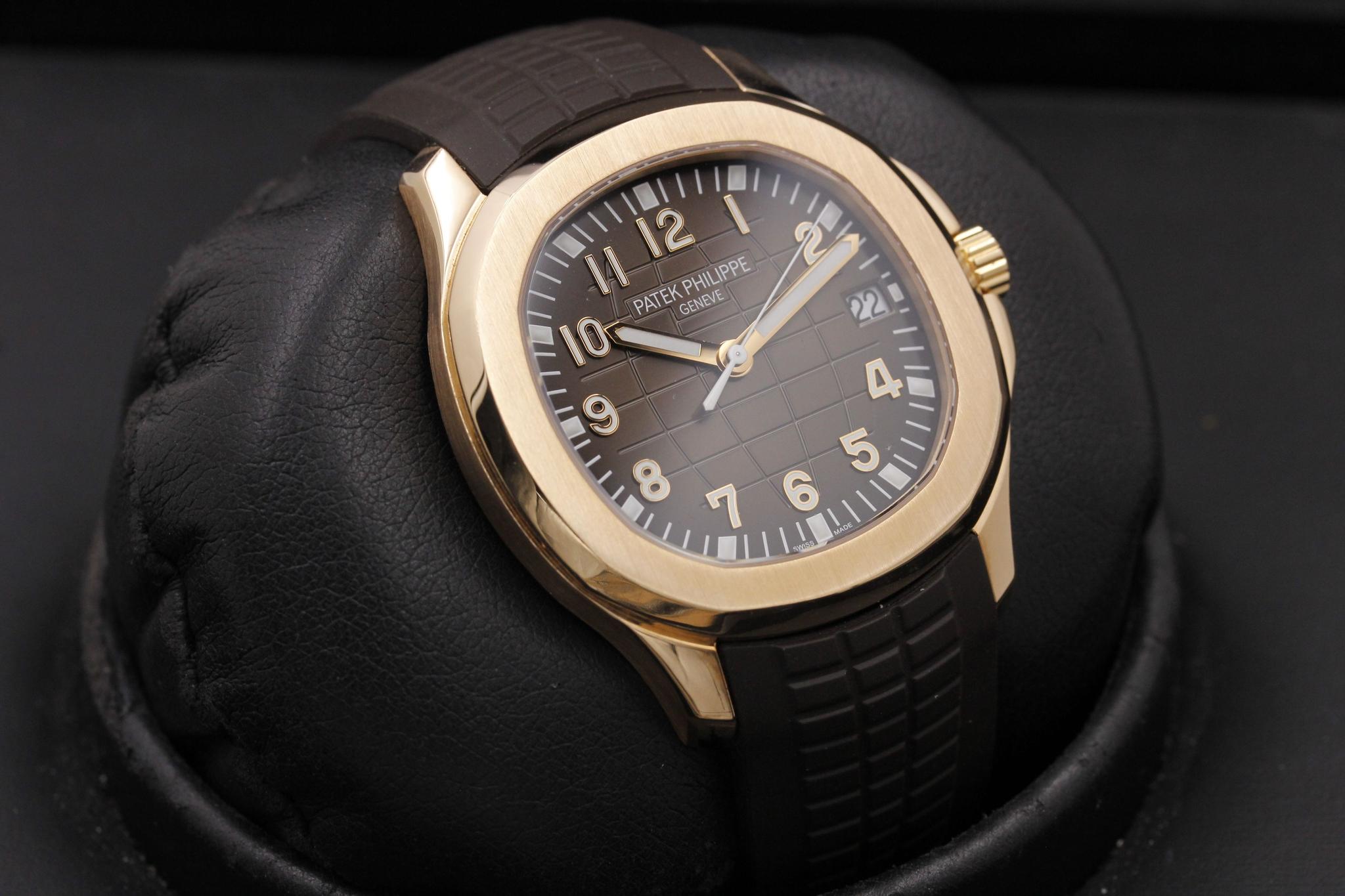 Watch Image 11