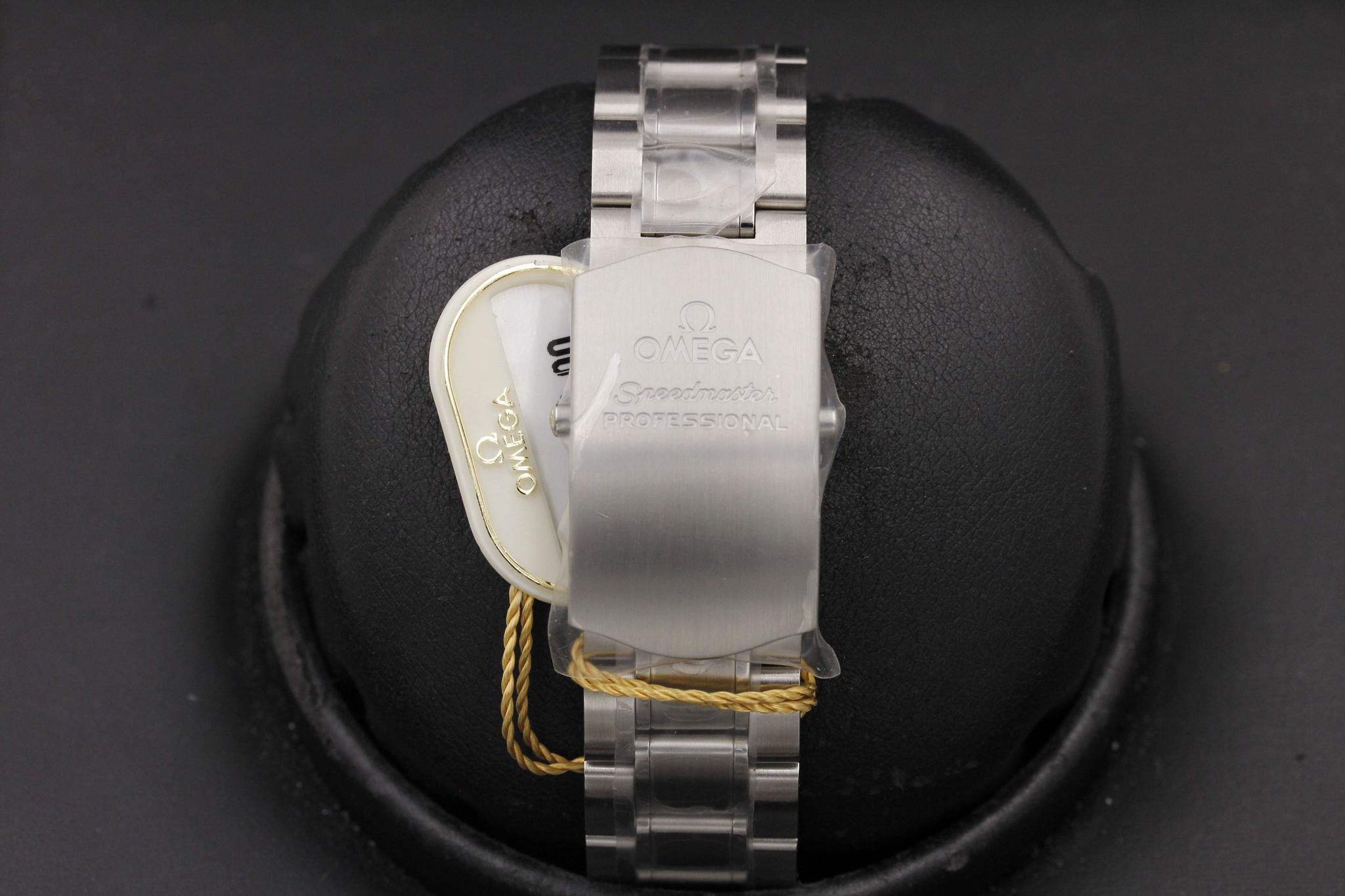 Watch Image 8