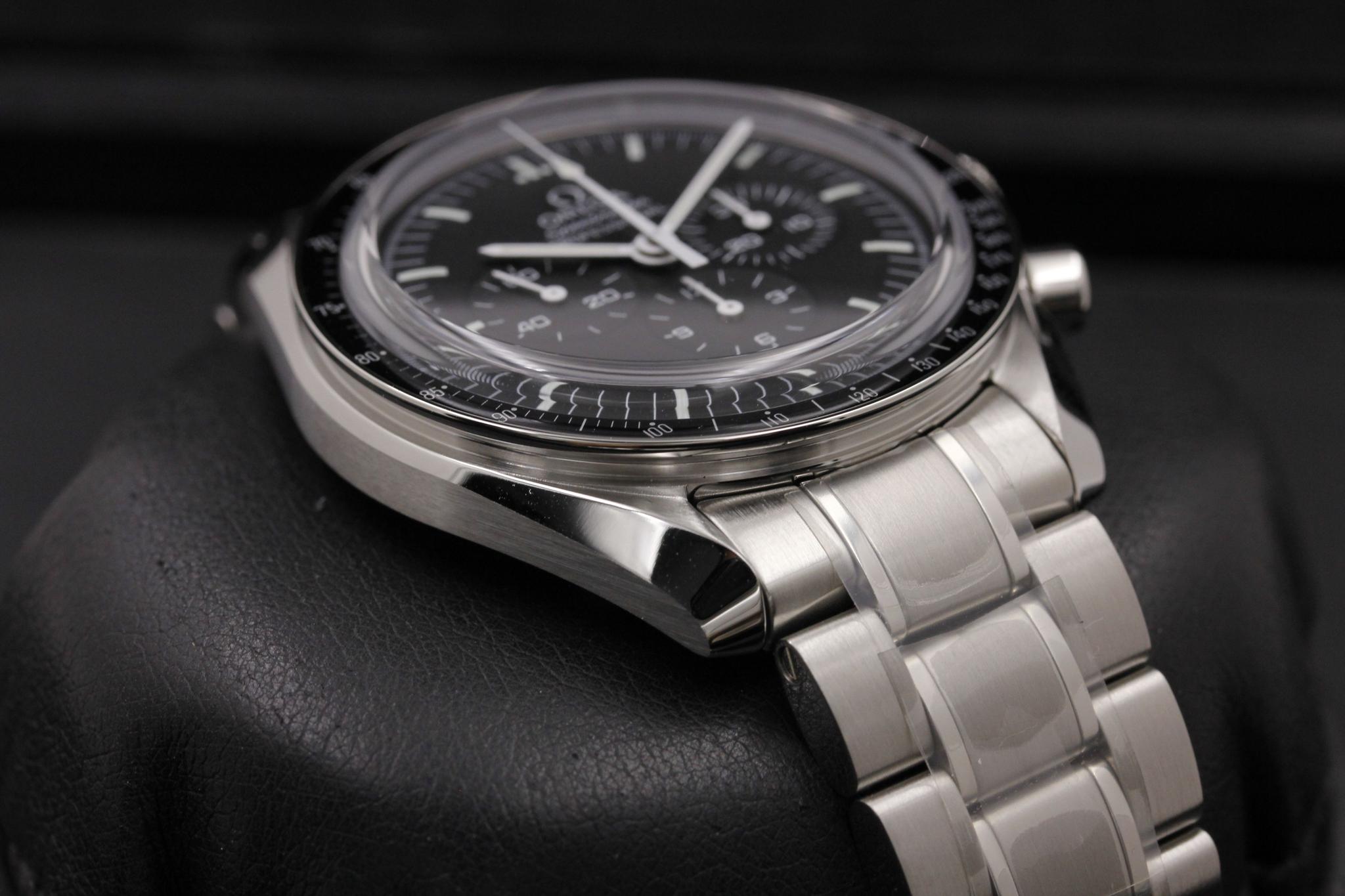 Watch Image 6