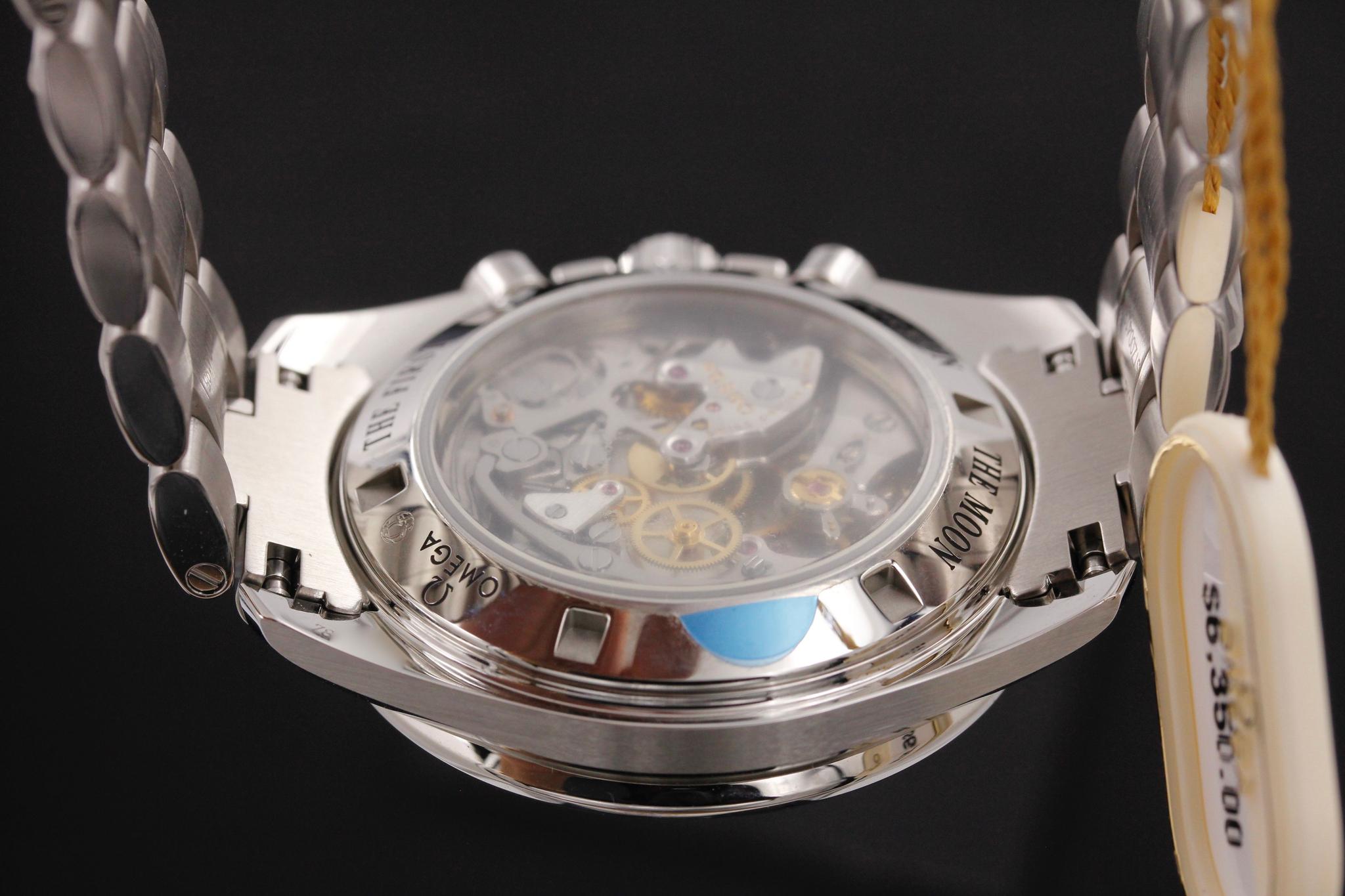 Watch Image 7