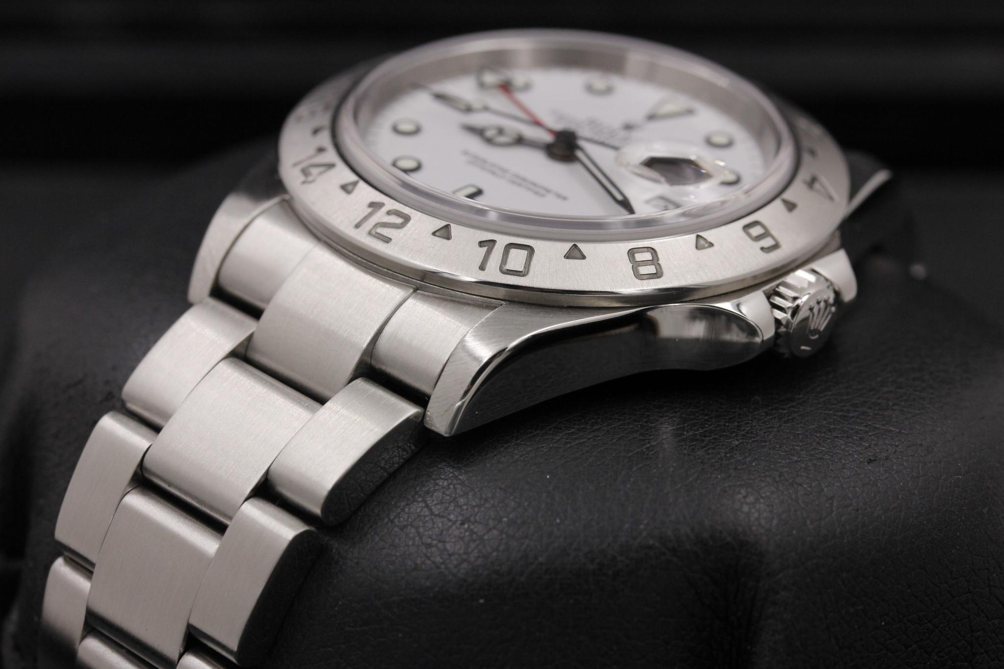 Watch Image 2