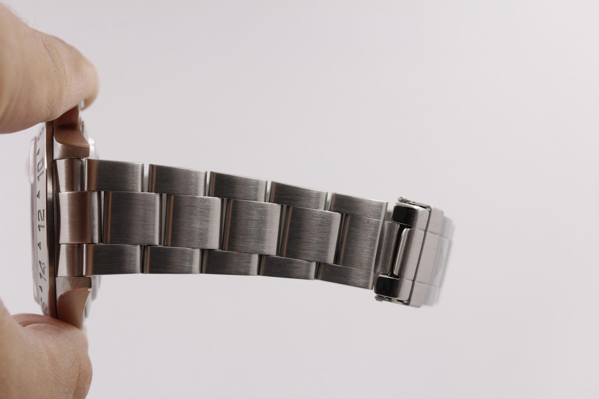 Watch Image 9