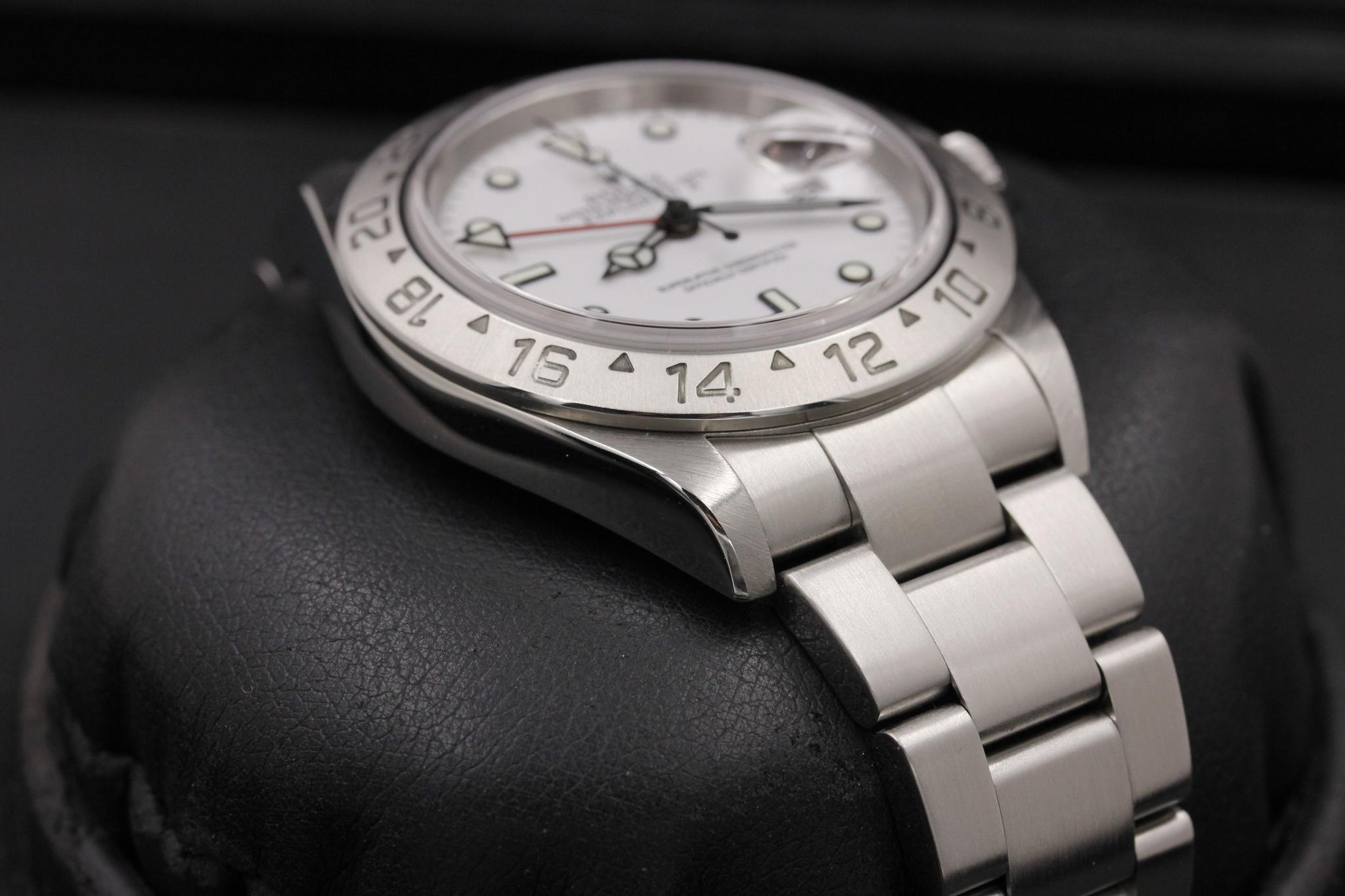Watch Image 6