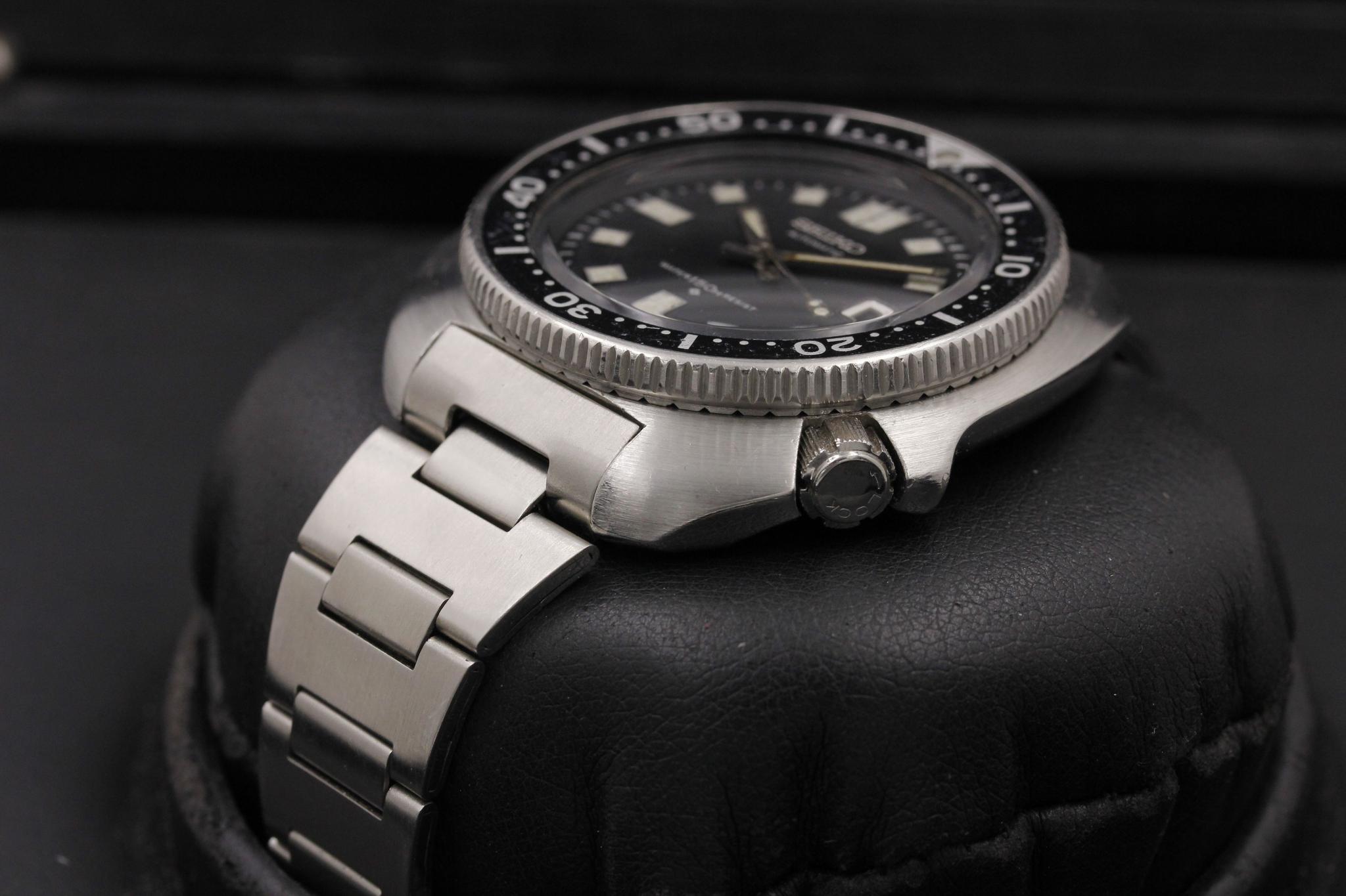 Watch Image 2
