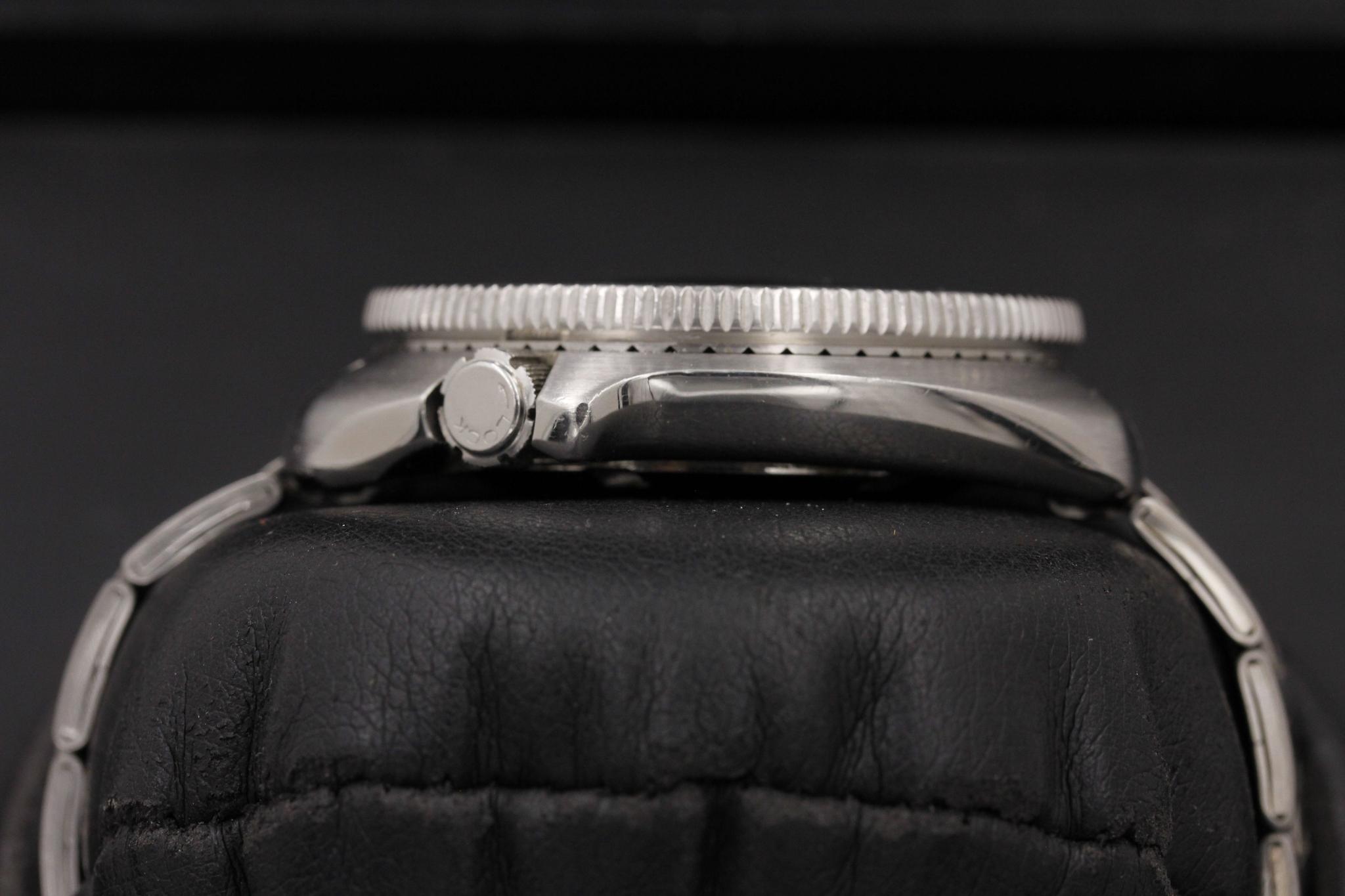 Watch Image 3