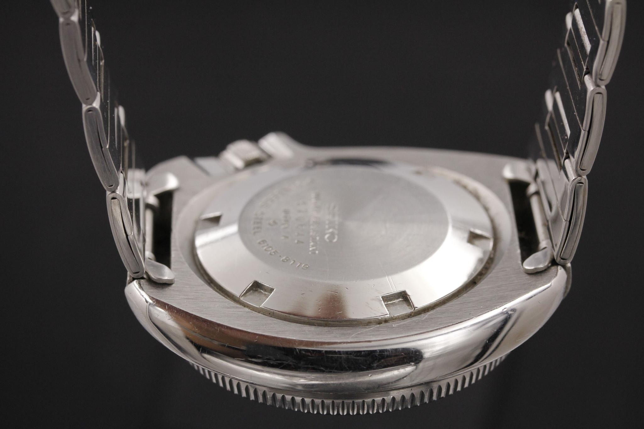 Watch Image 7