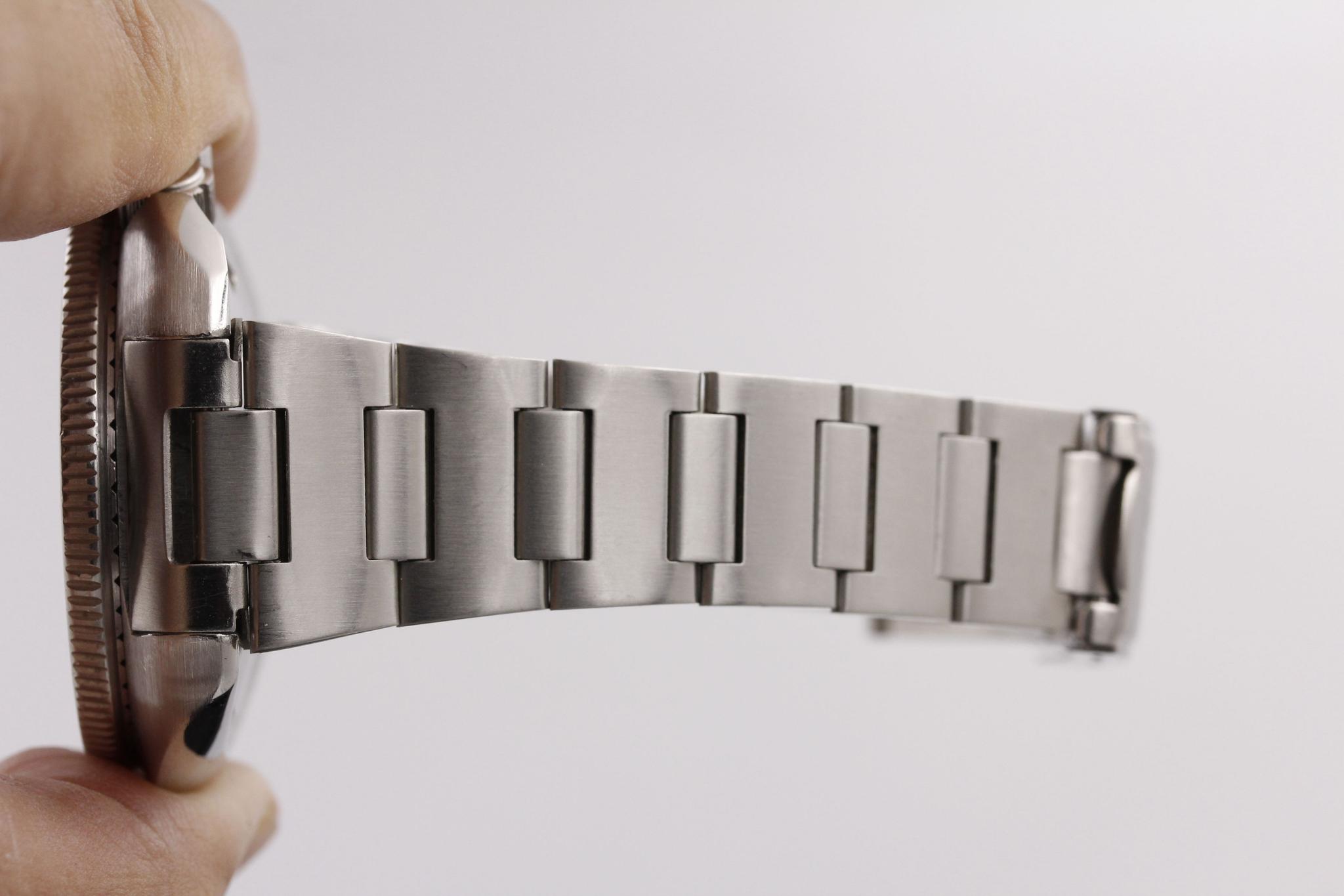 Watch Image 9