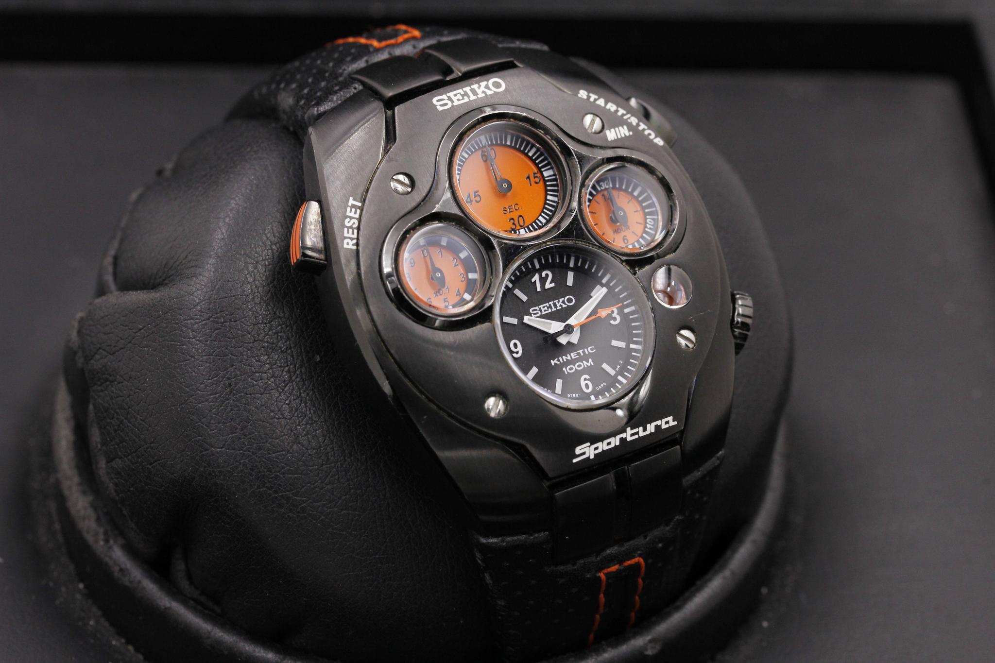 Watch Image 9