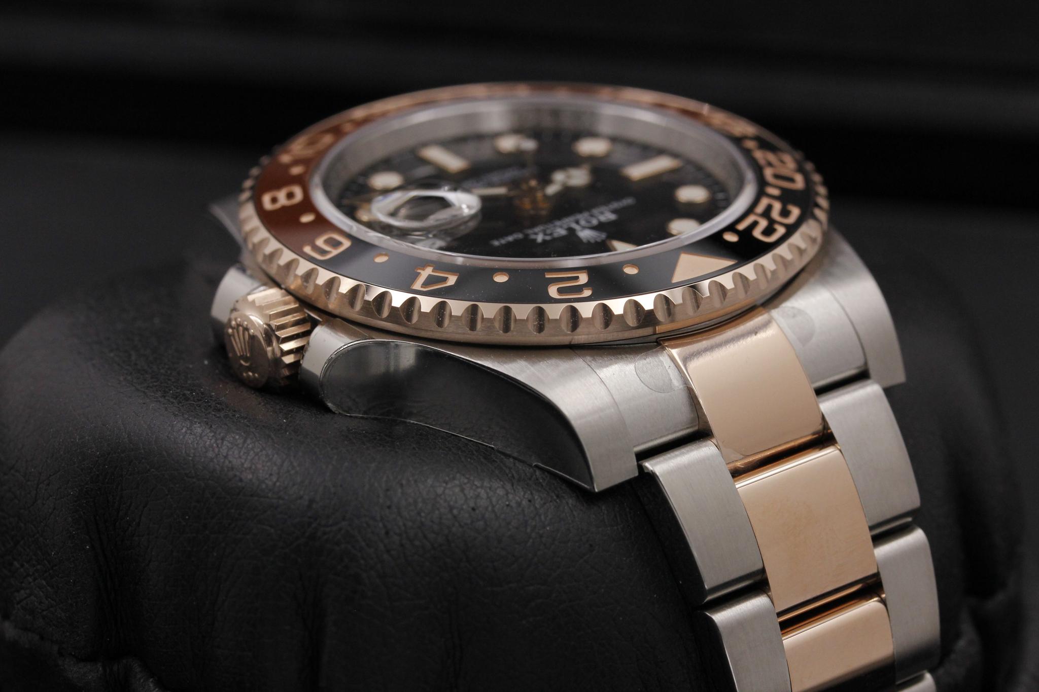 Watch Image 4