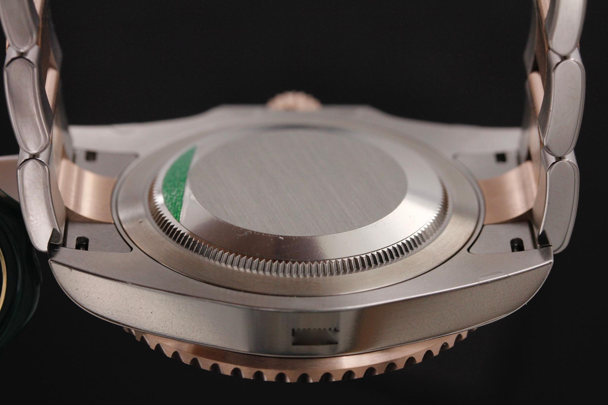 Watch Image 7