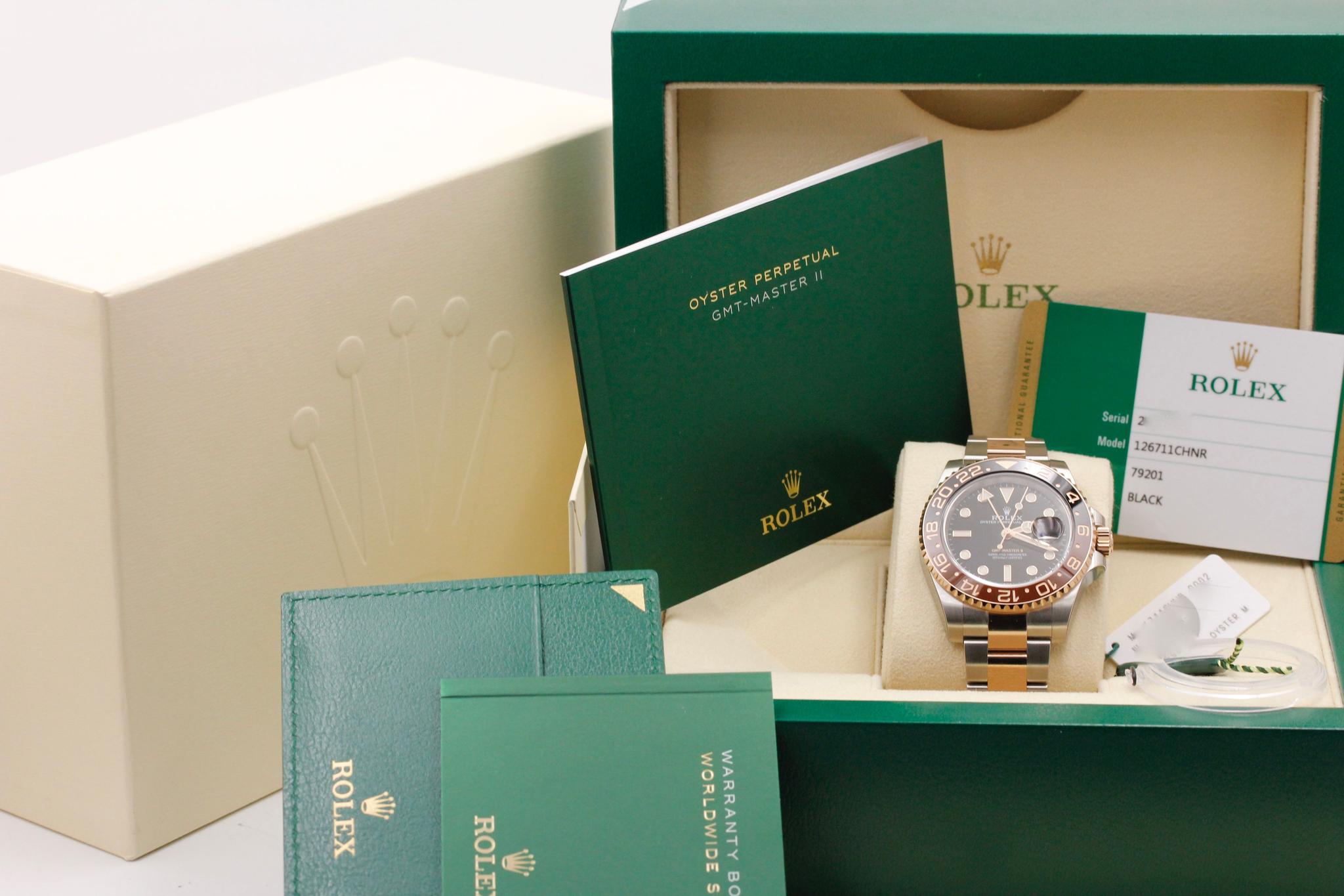 Watch Image 11
