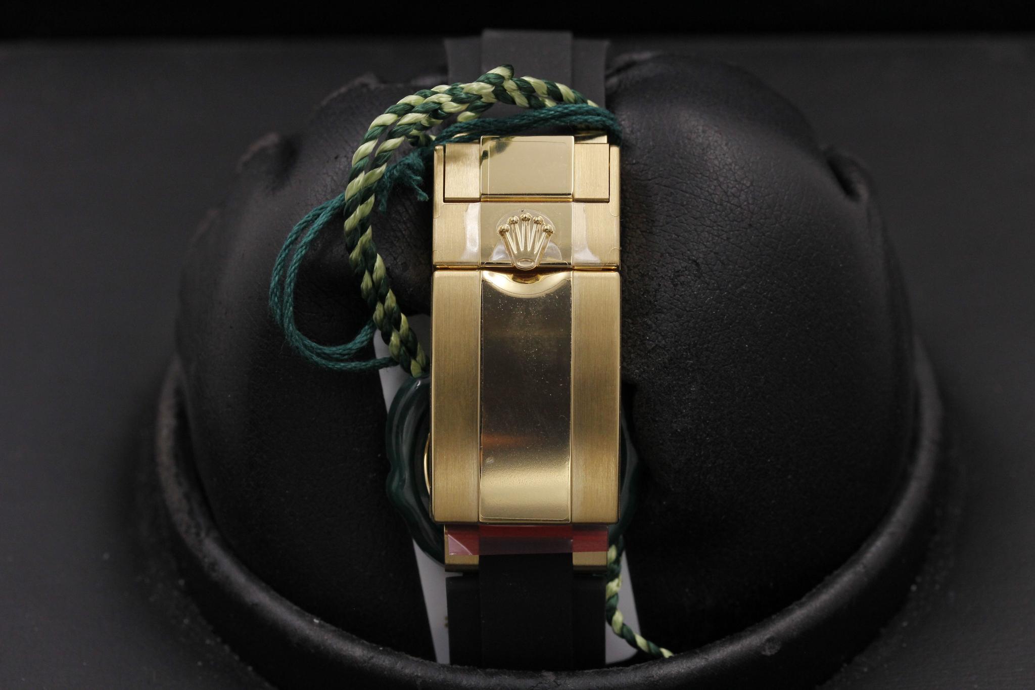 Watch Image 8